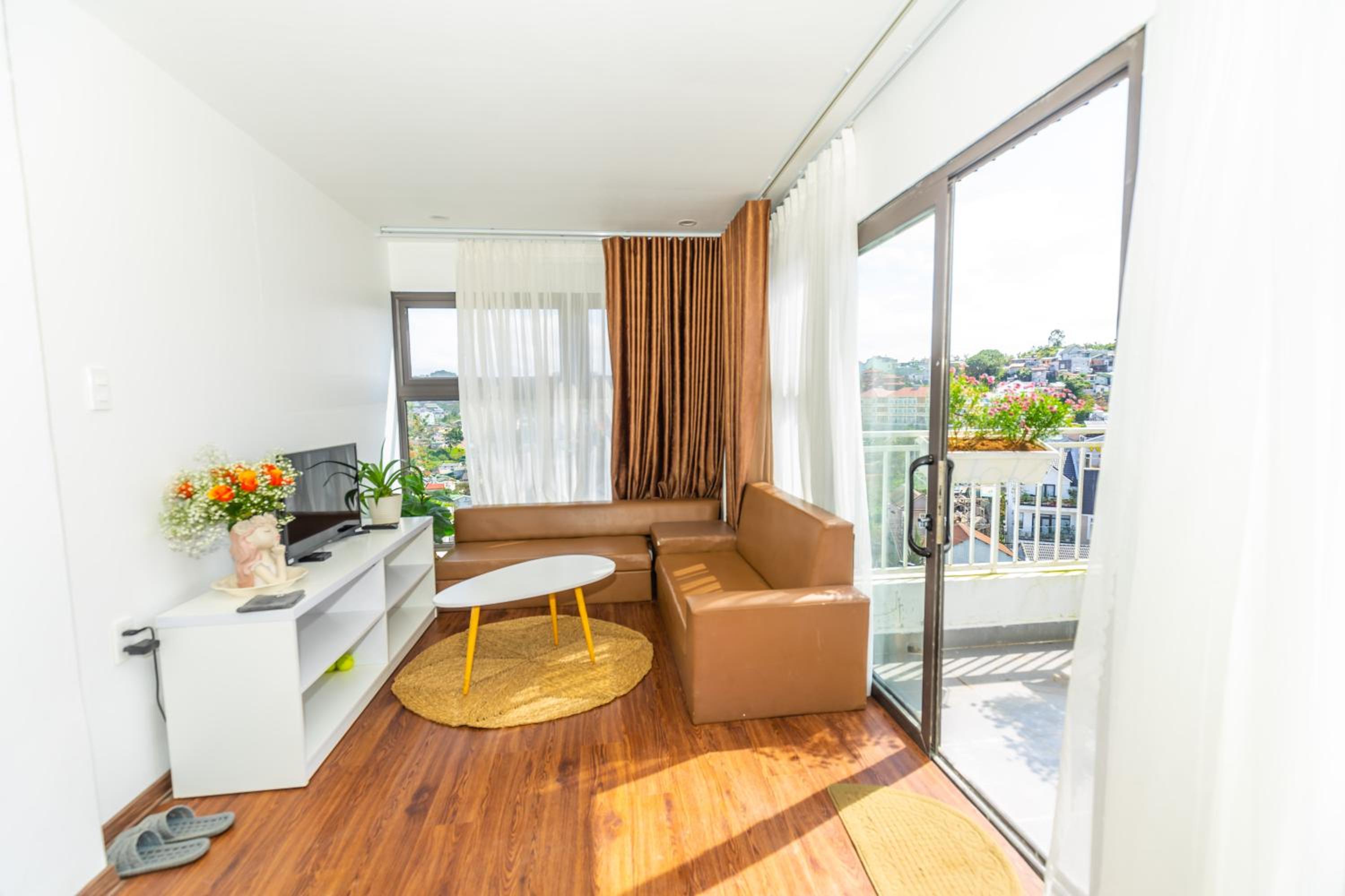 Ngàn Phố Studio & Love Hotel