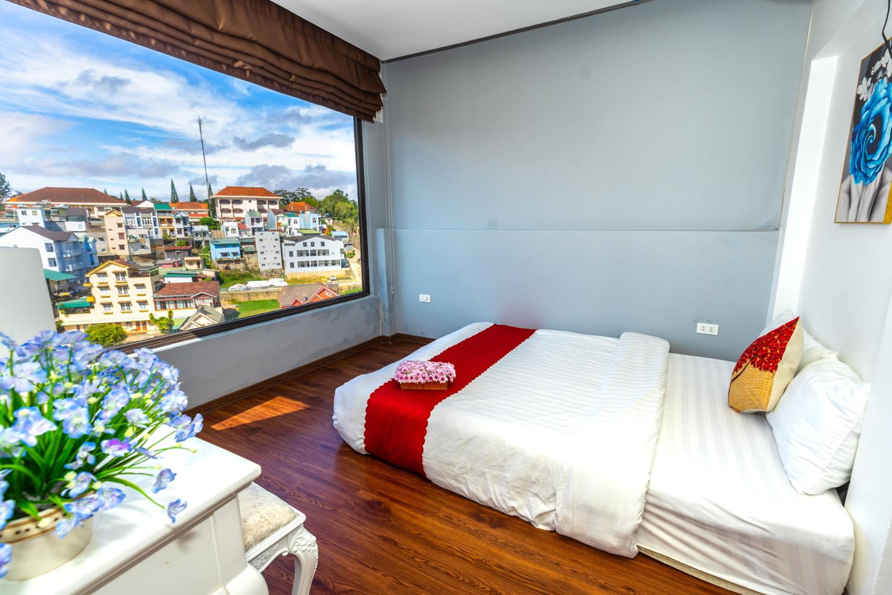 Ngàn Phố Studio & Love Hotel