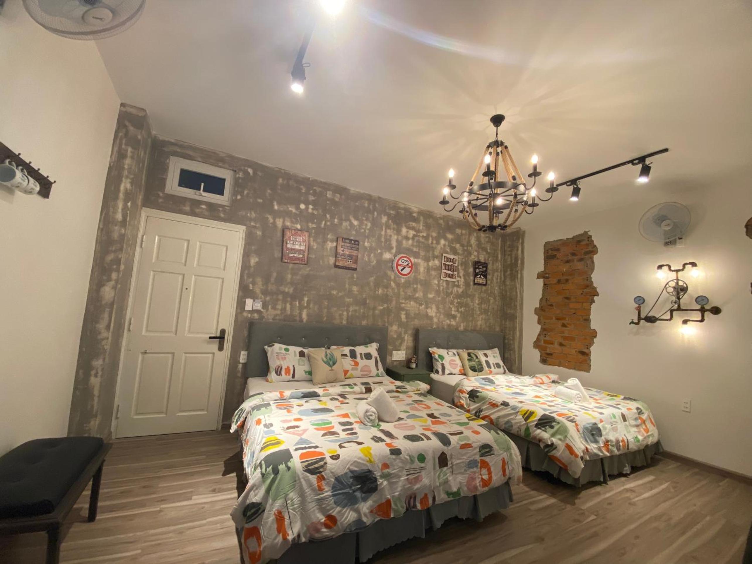 Lucas Inn
