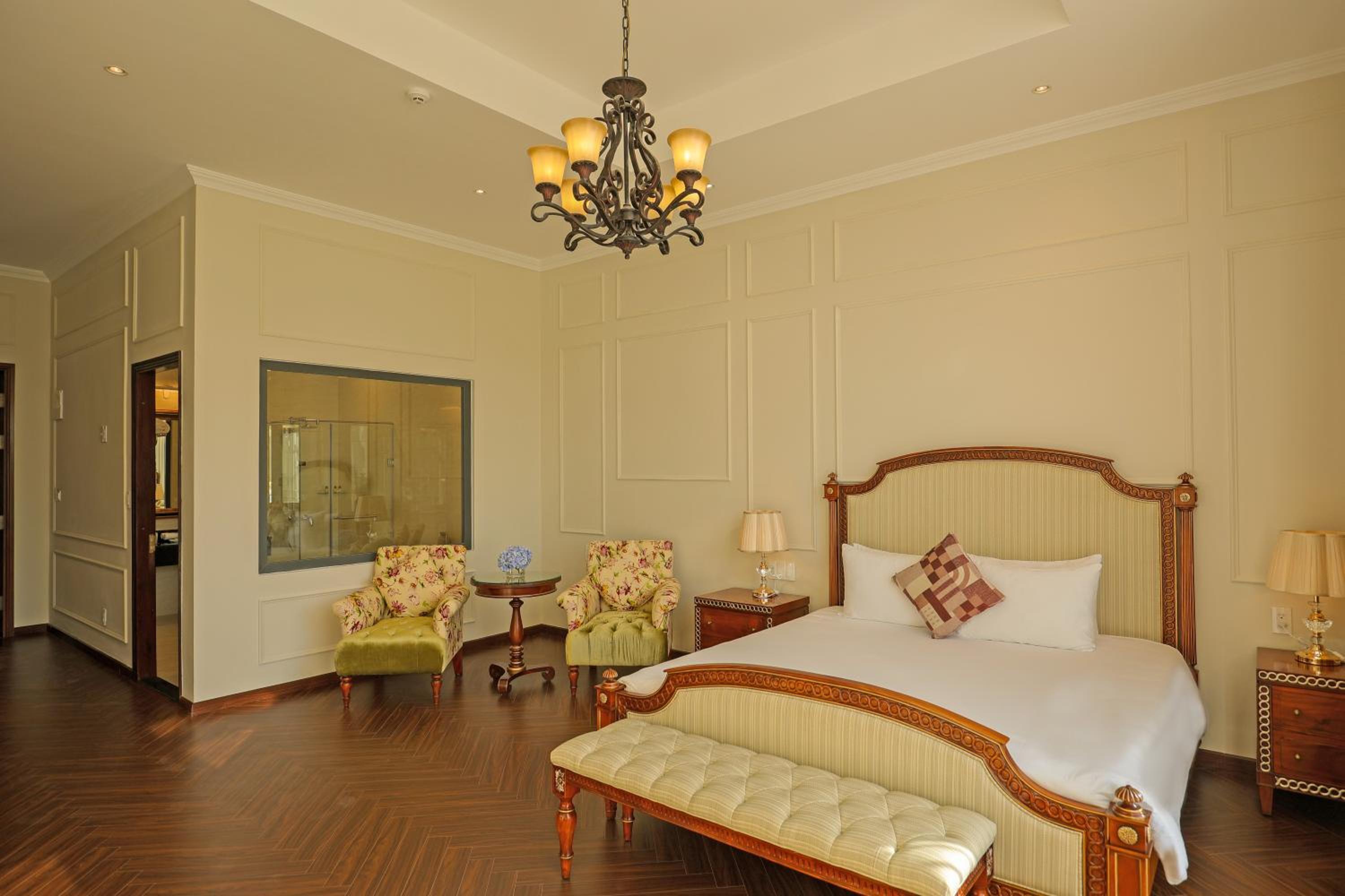 Dalat Edensee Lake Resort & Spa