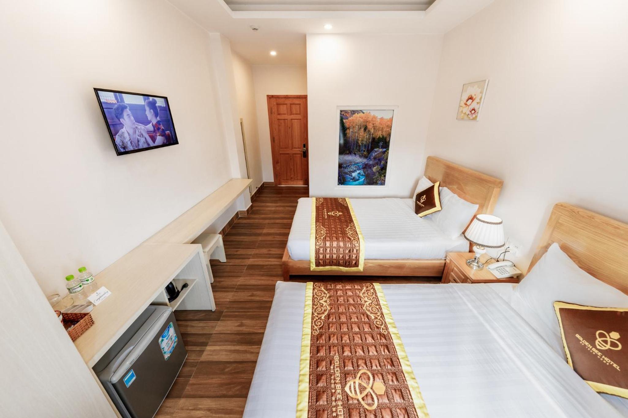 Golden Bee Hotel