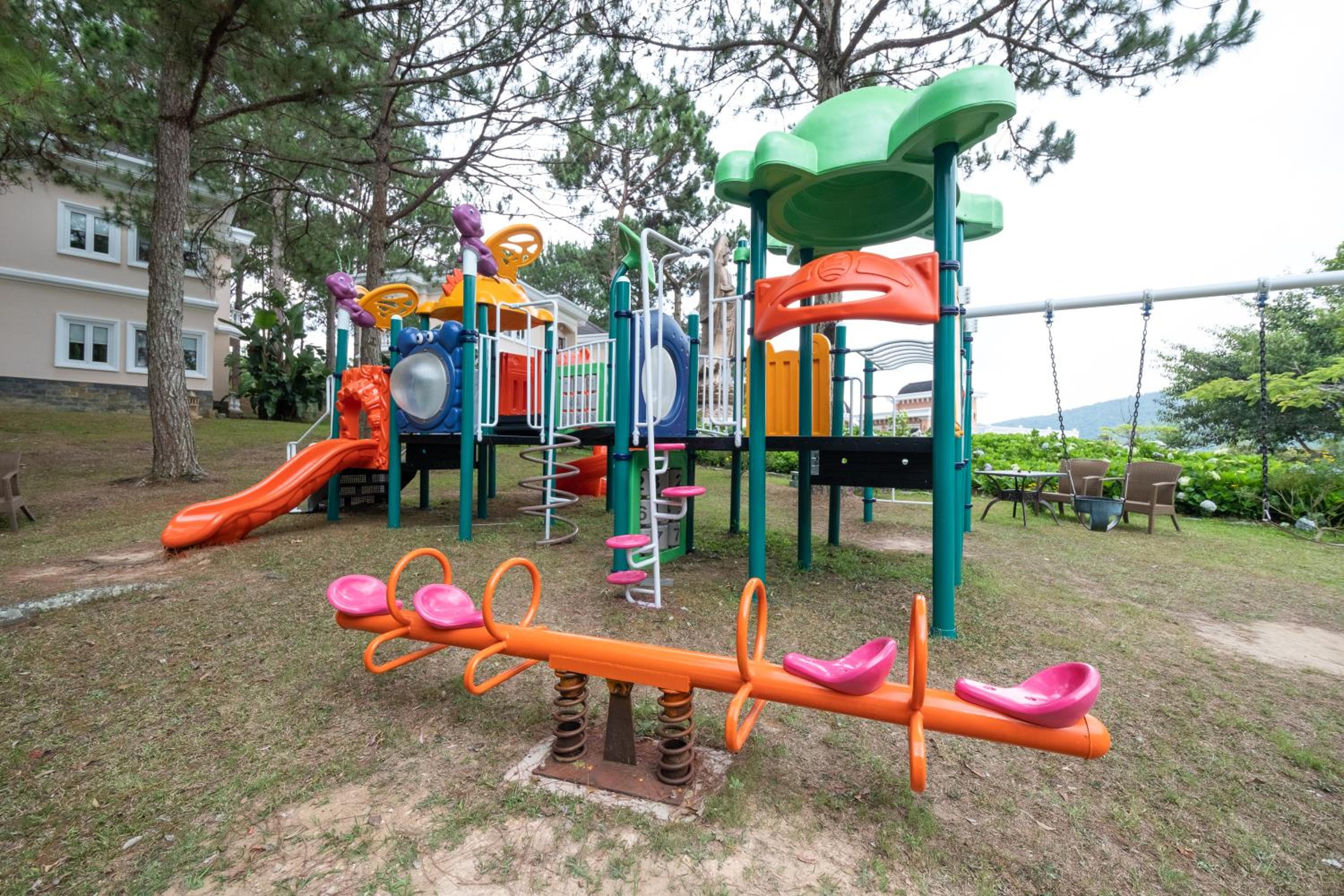 Dalat Edensee Lake Resort & Spa