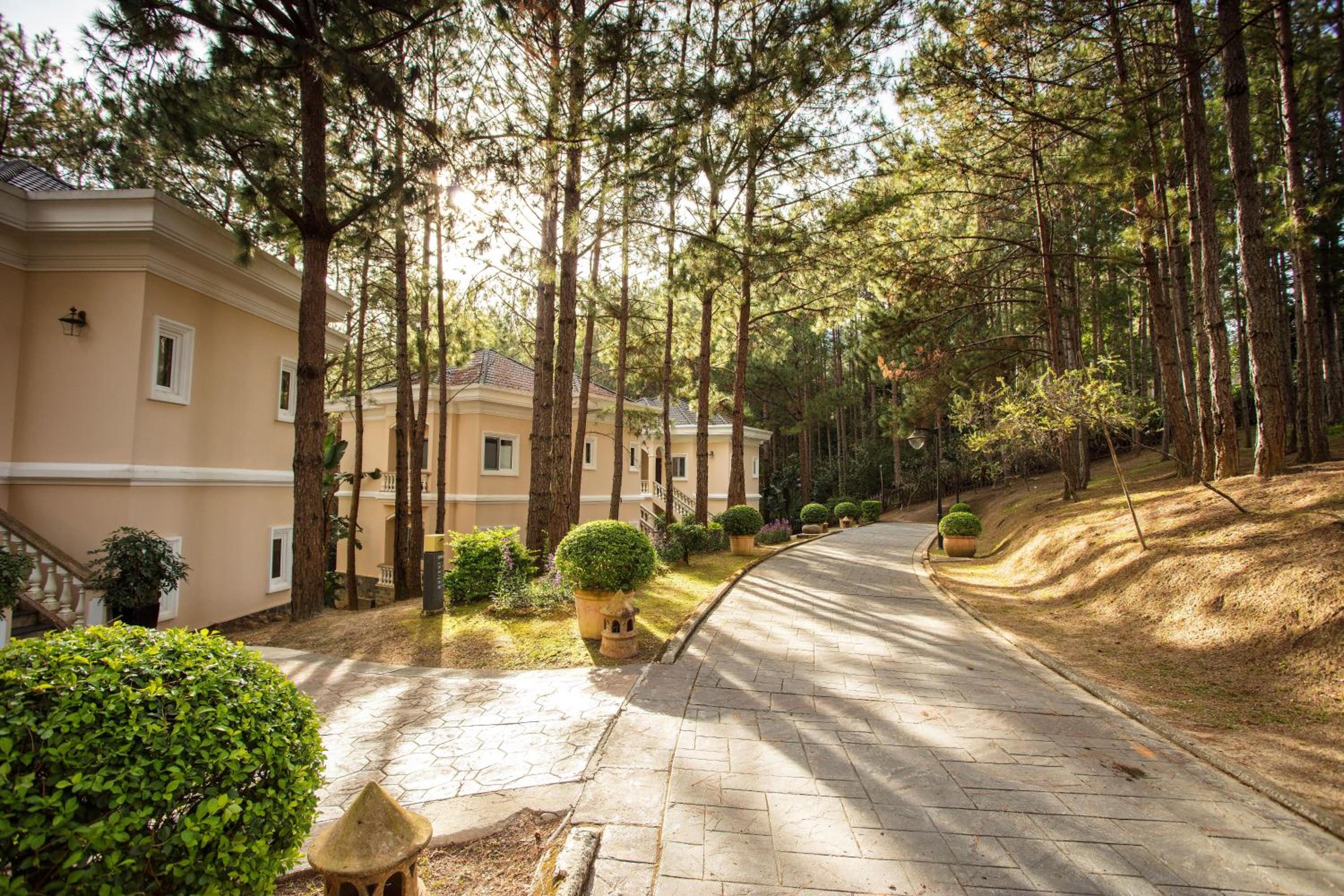 Dalat Edensee Lake Resort & Spa