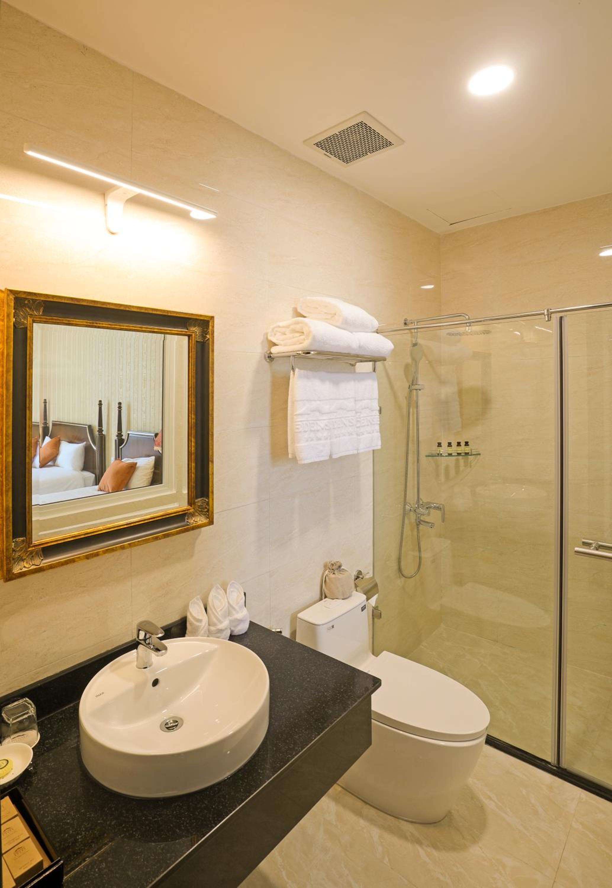 Dalat Edensee Lake Resort & Spa