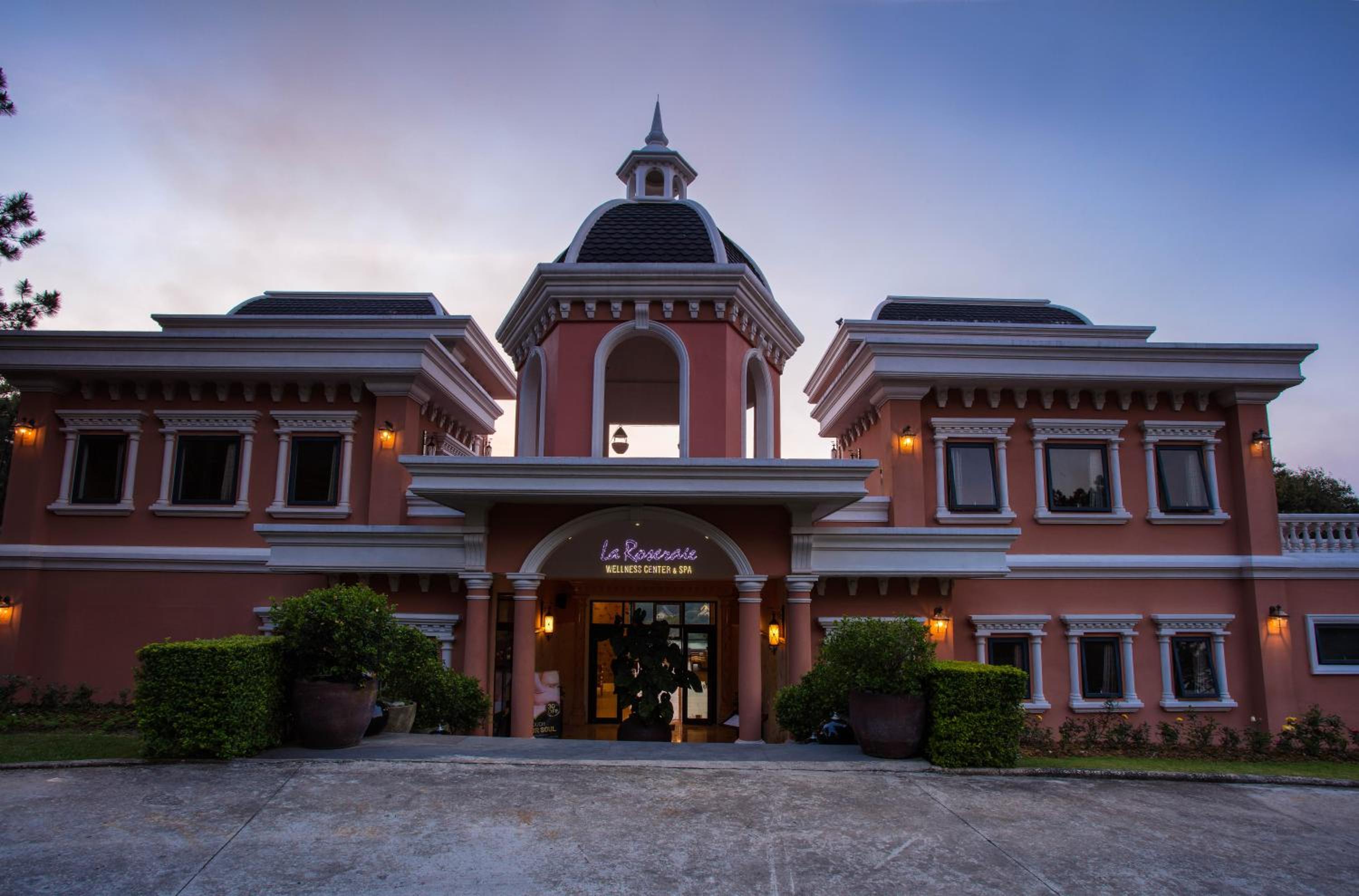 Dalat Edensee Lake Resort & Spa