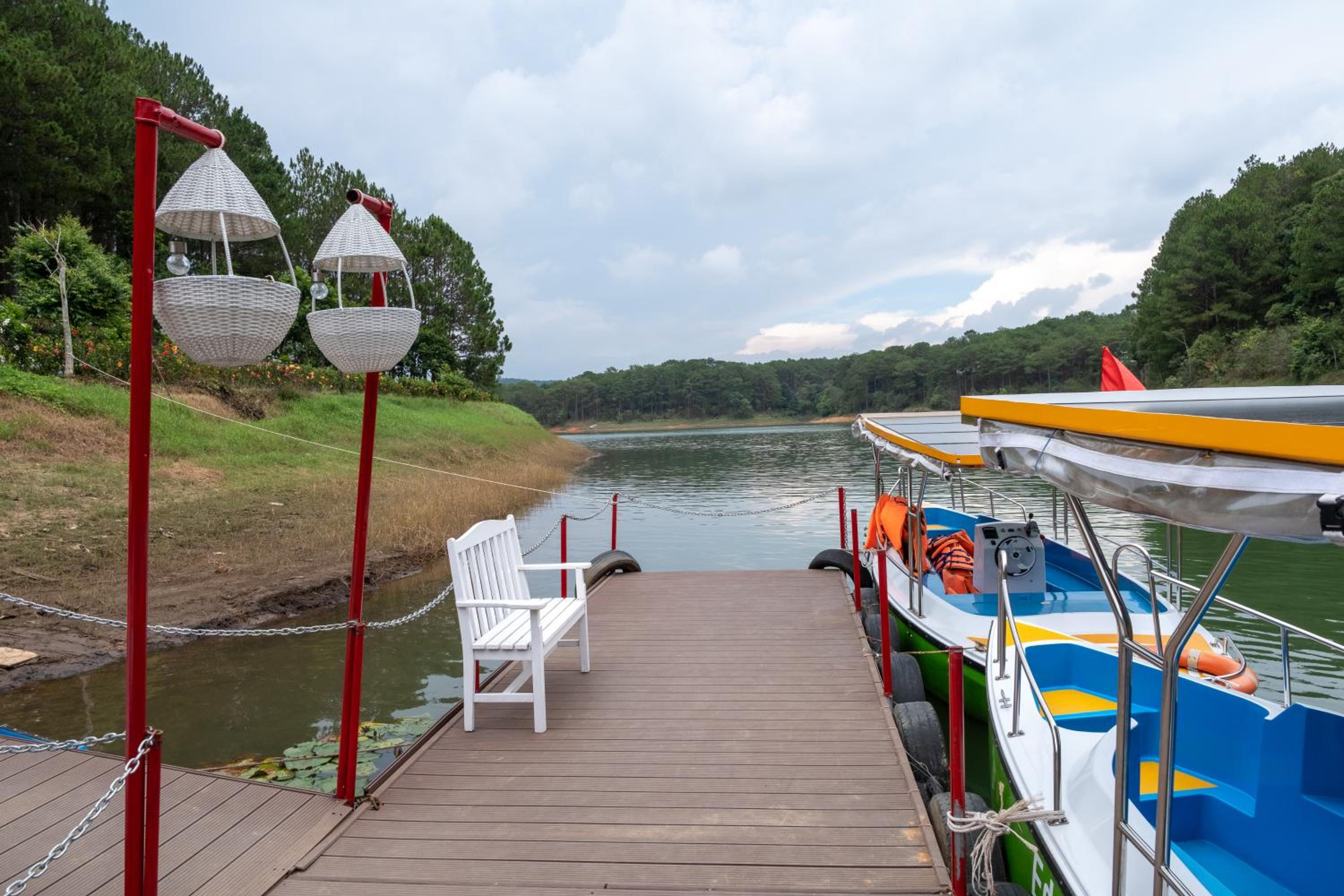 Dalat Edensee Lake Resort & Spa