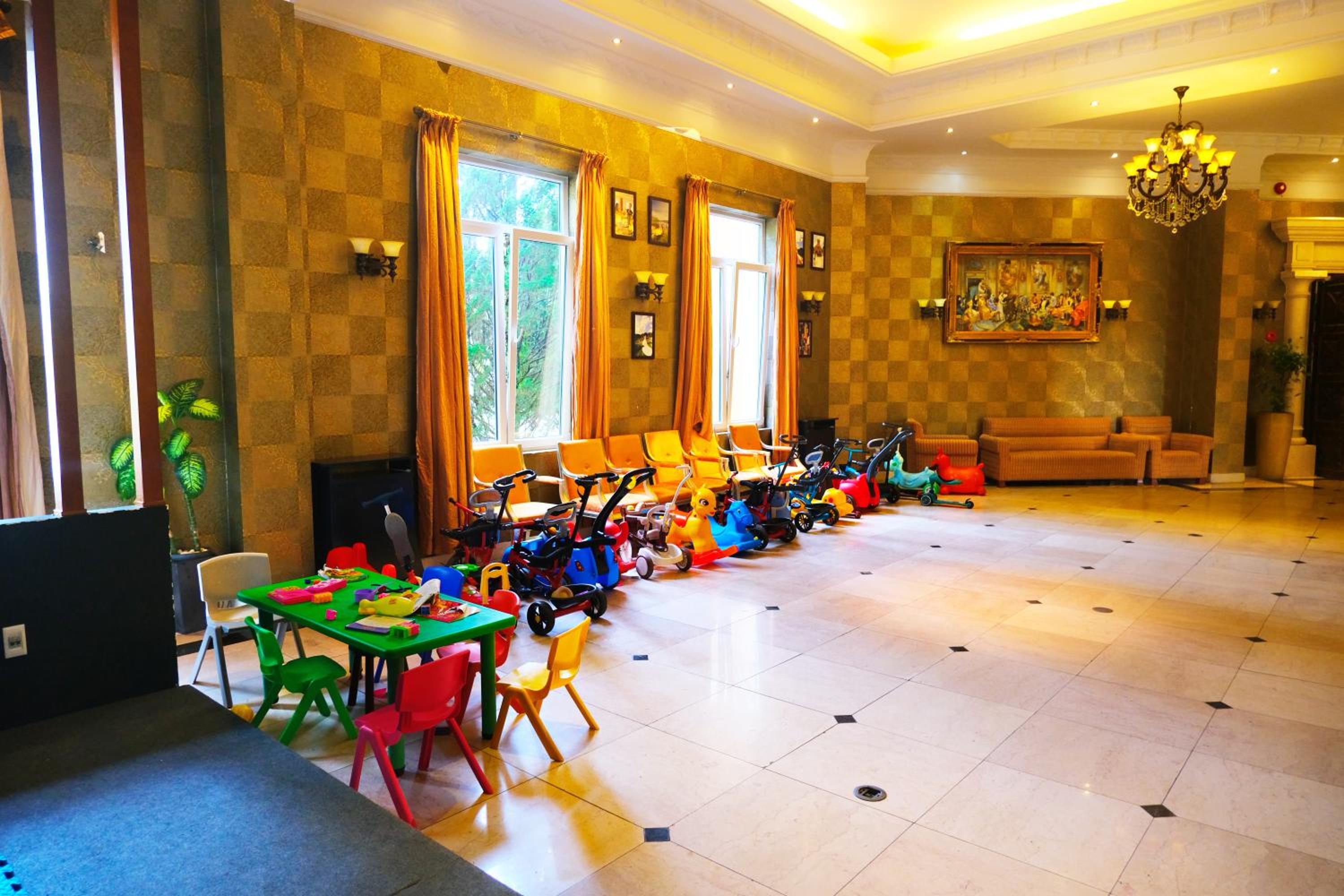 Dalat Edensee Lake Resort & Spa
