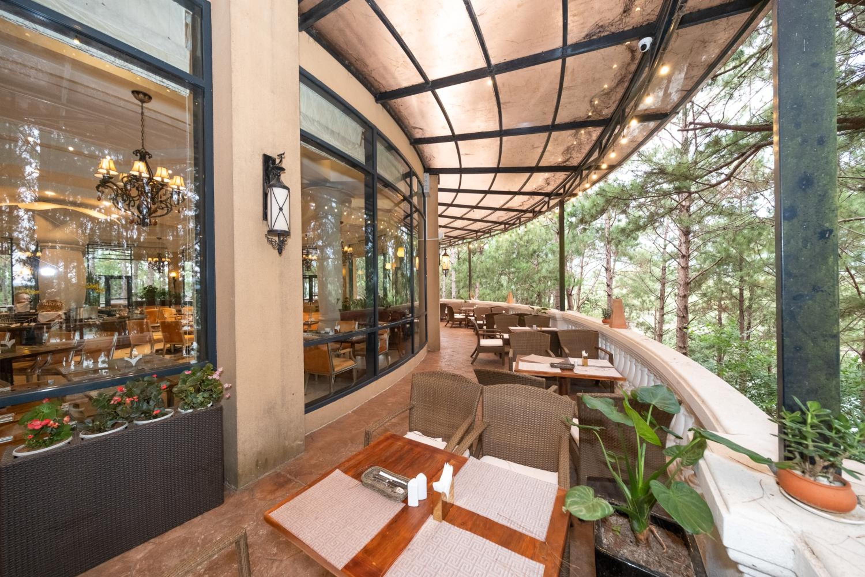 Dalat Edensee Lake Resort & Spa