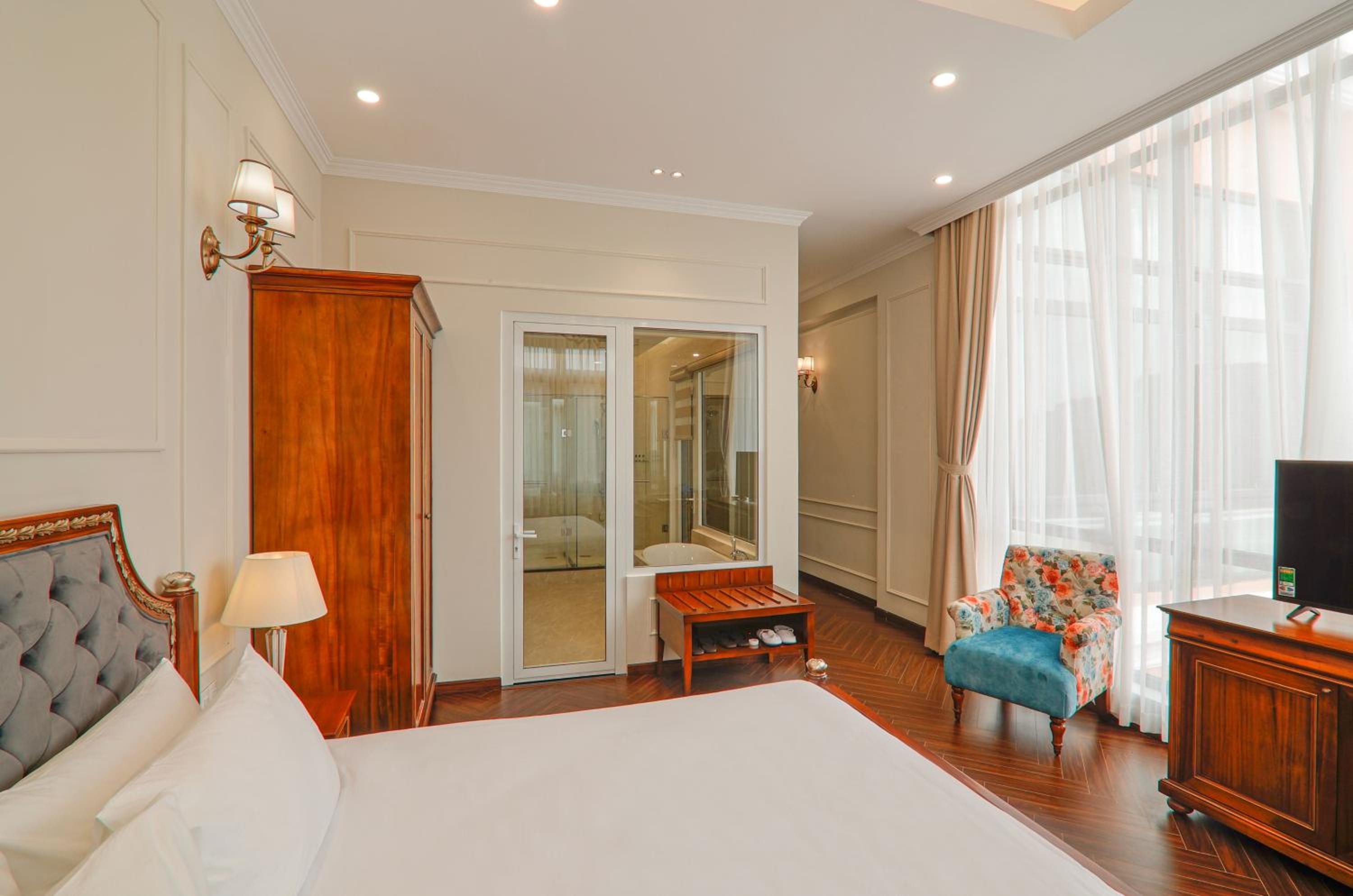 Dalat Edensee Lake Resort & Spa