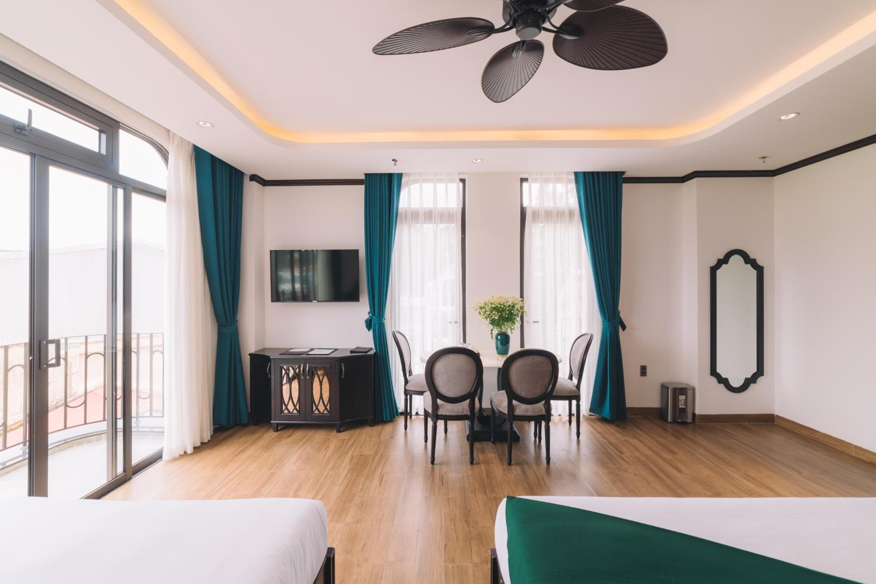 Goldient Boutique Hotel