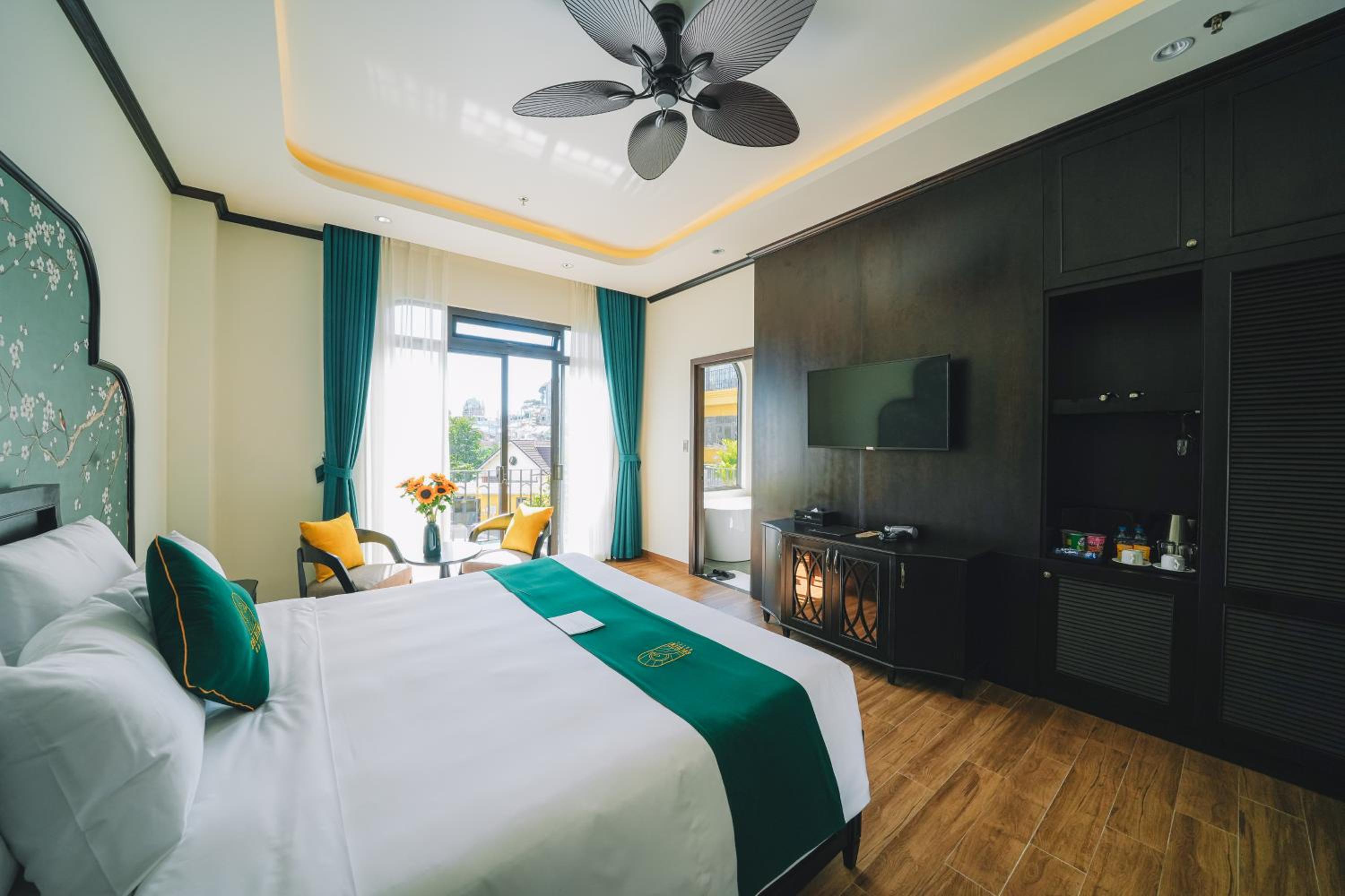 Goldient Boutique Hotel