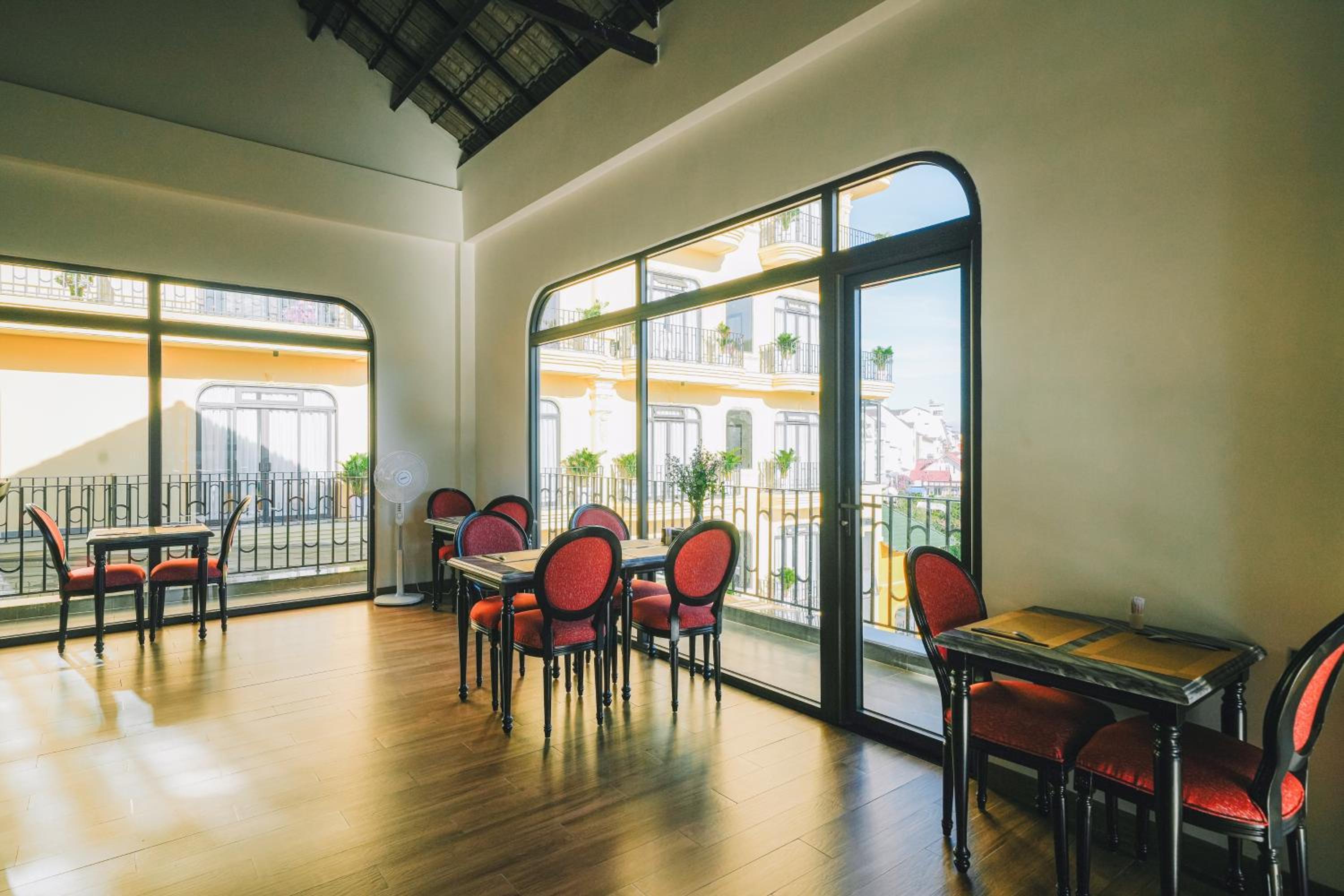 Goldient Boutique Hotel