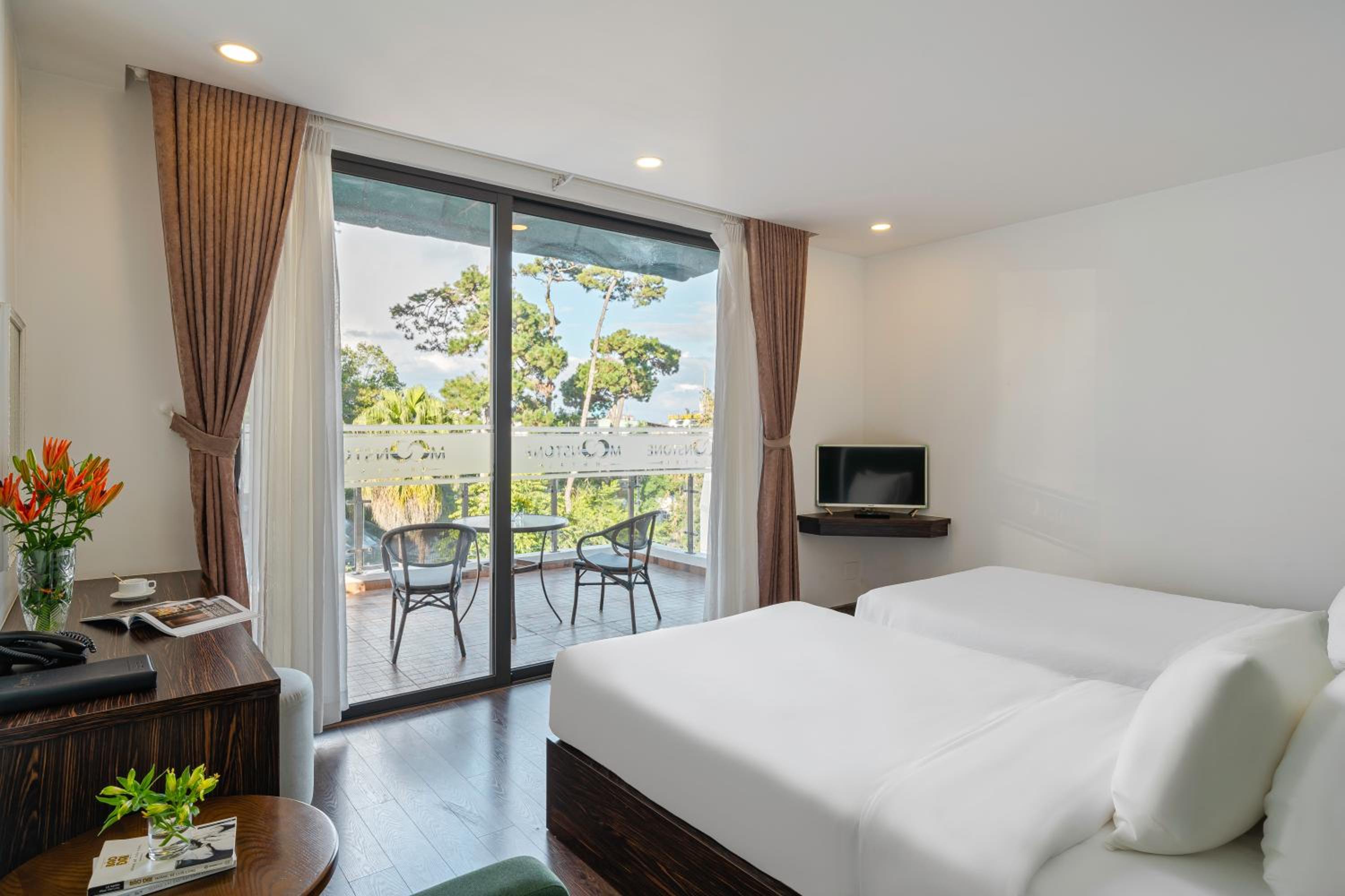 TTR Moonstone Apart Hotel