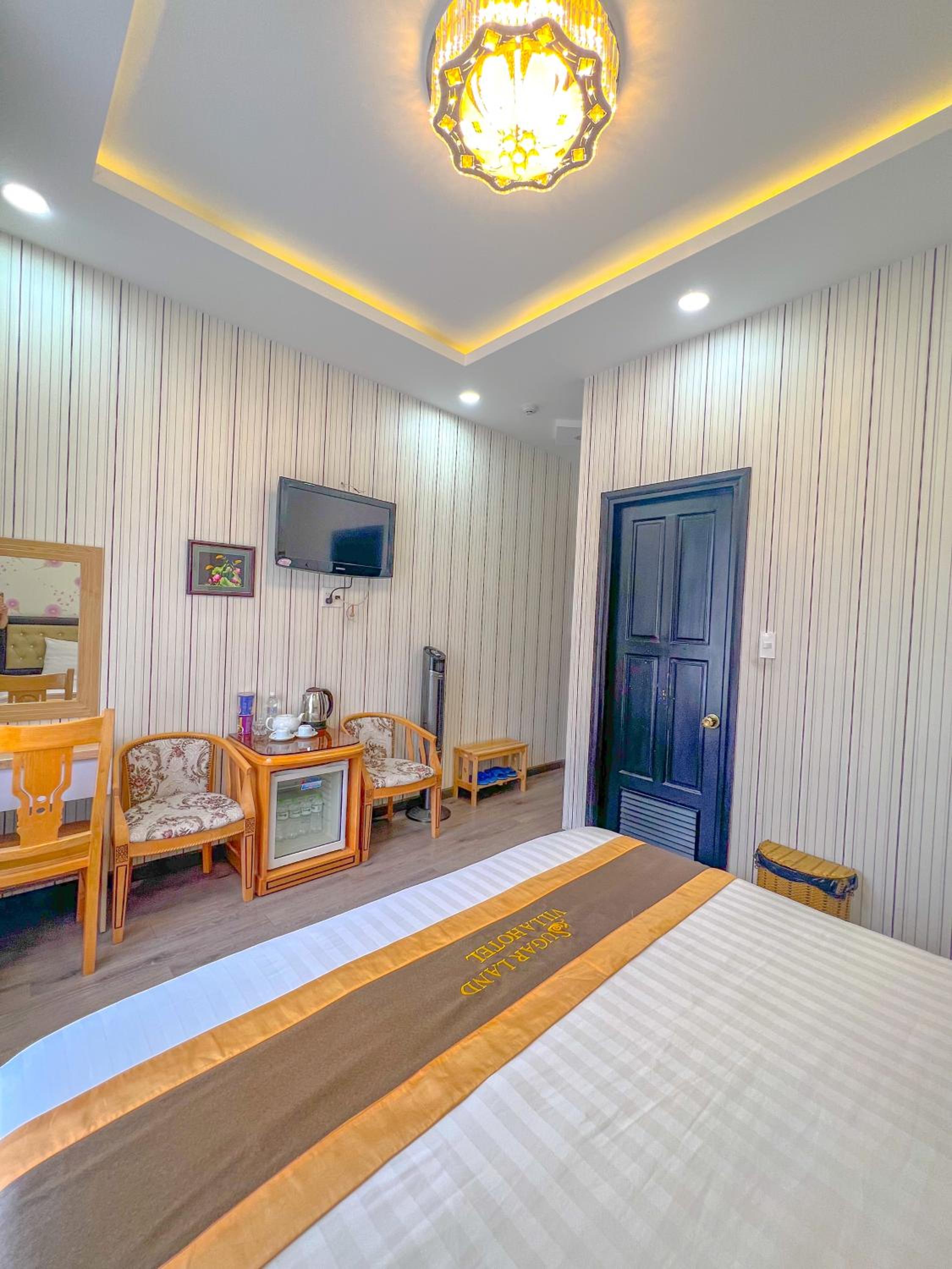 Sugar Land Villa Hotel
