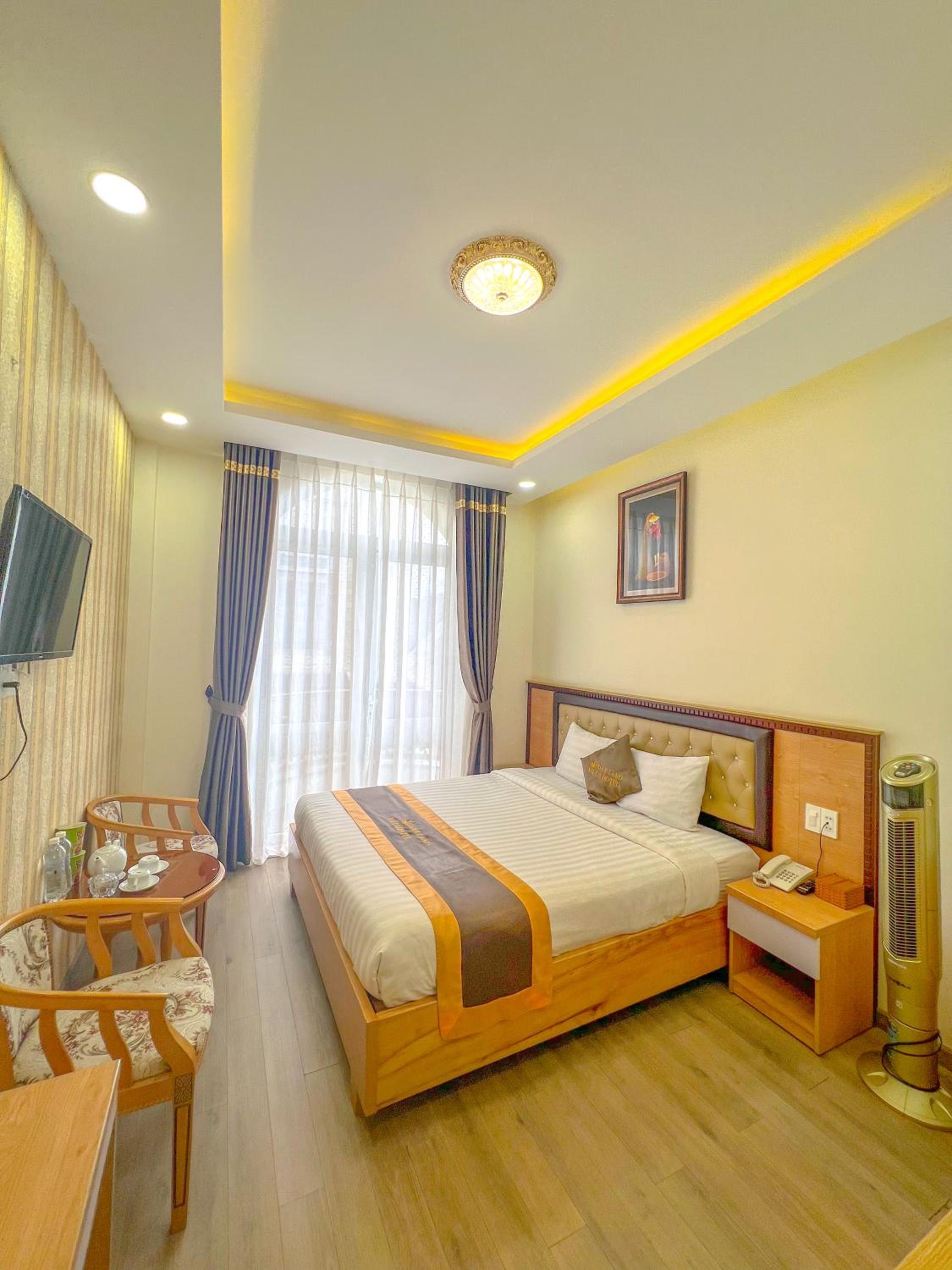 Sugar Land Villa Hotel