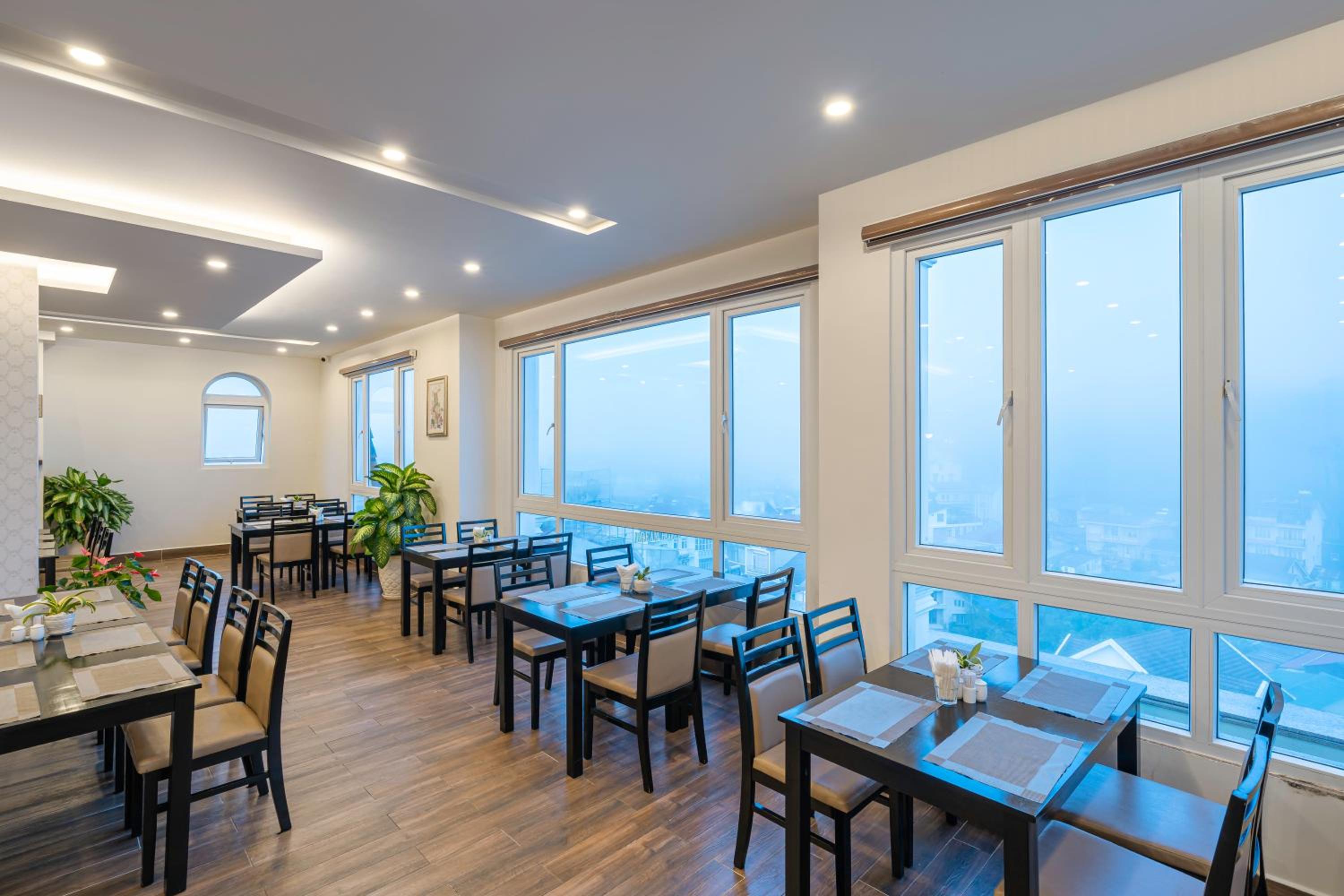 Minh Chien Hotel