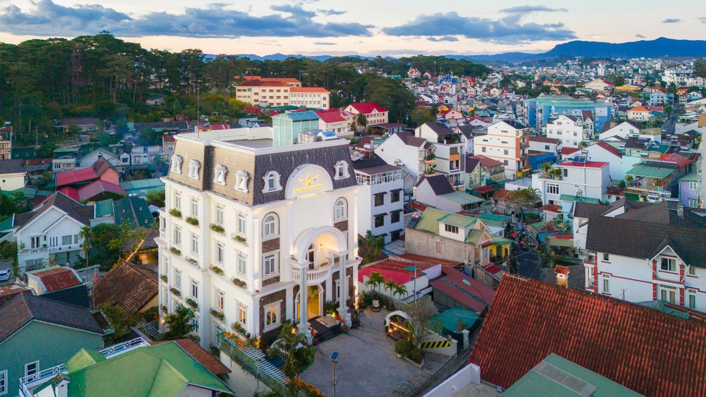 Minh Chien Hotel
