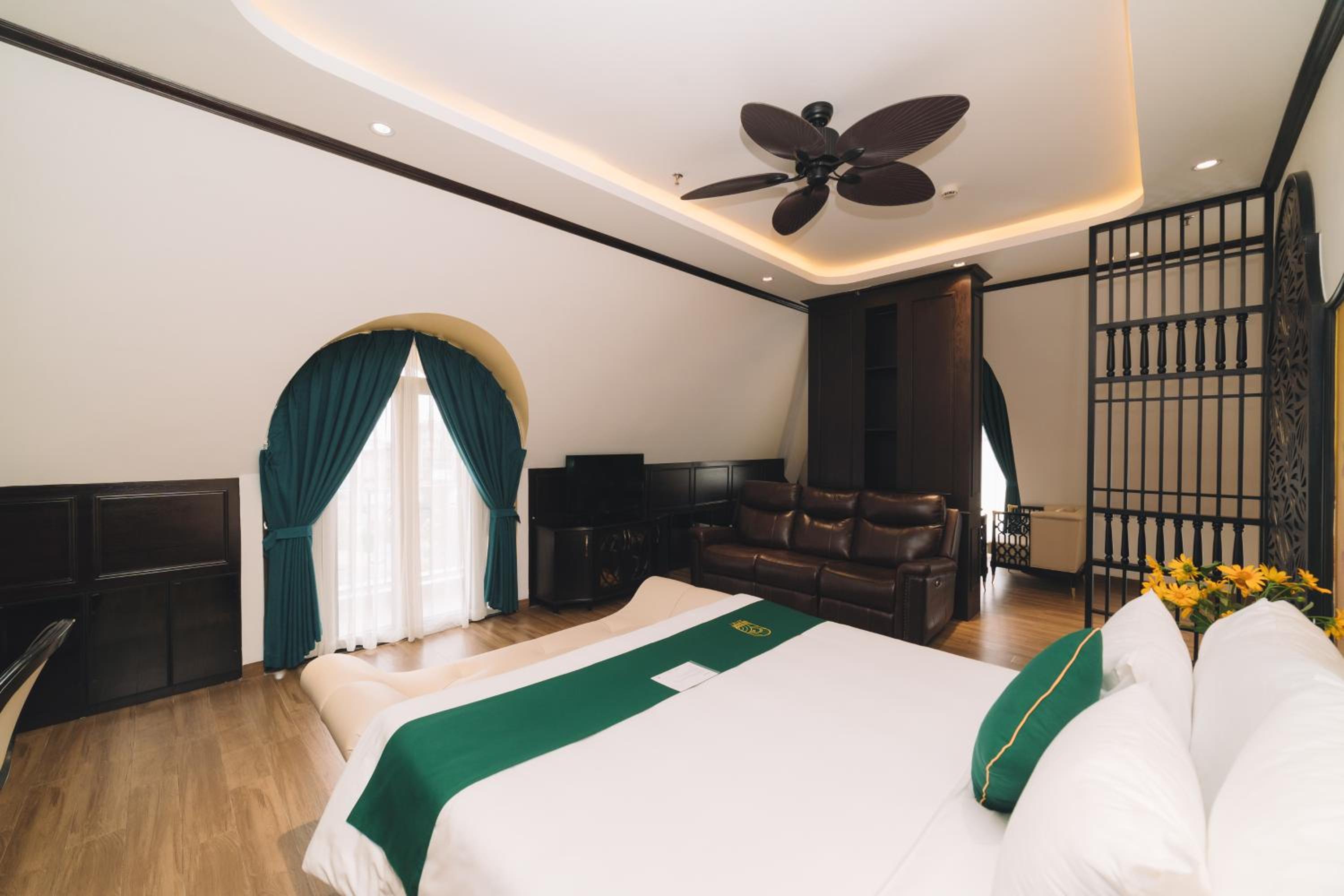 Goldient Boutique Hotel