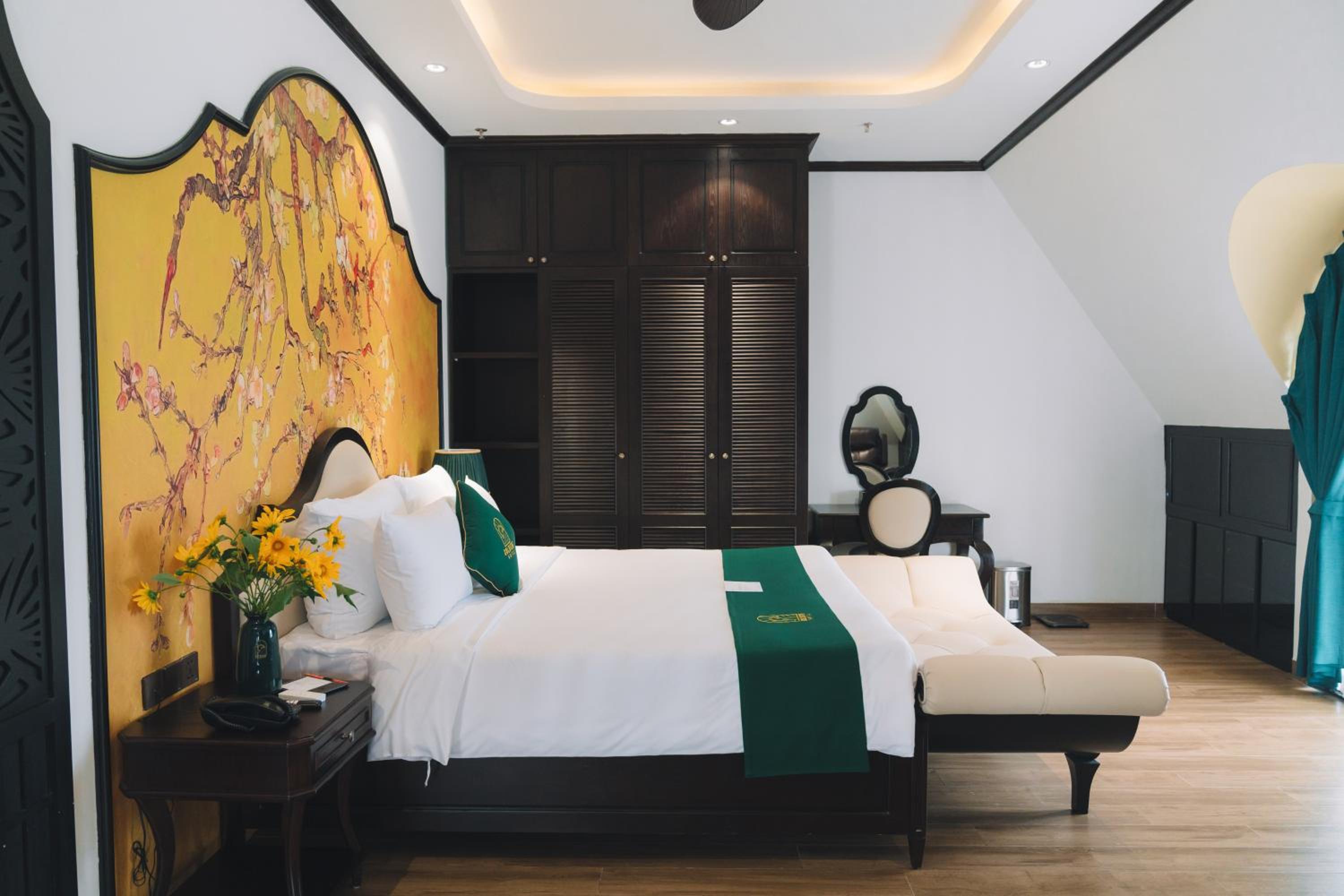 Goldient Boutique Hotel