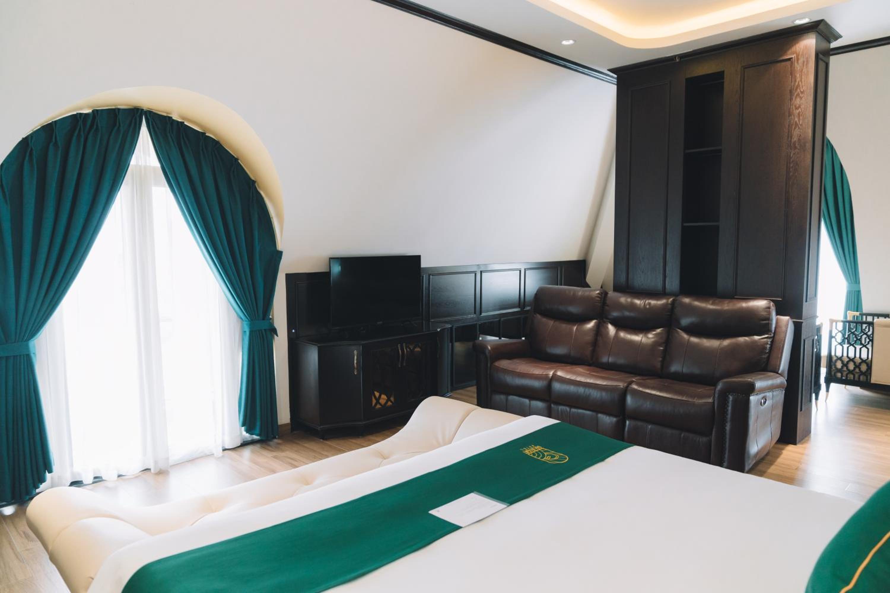 Goldient Boutique Hotel