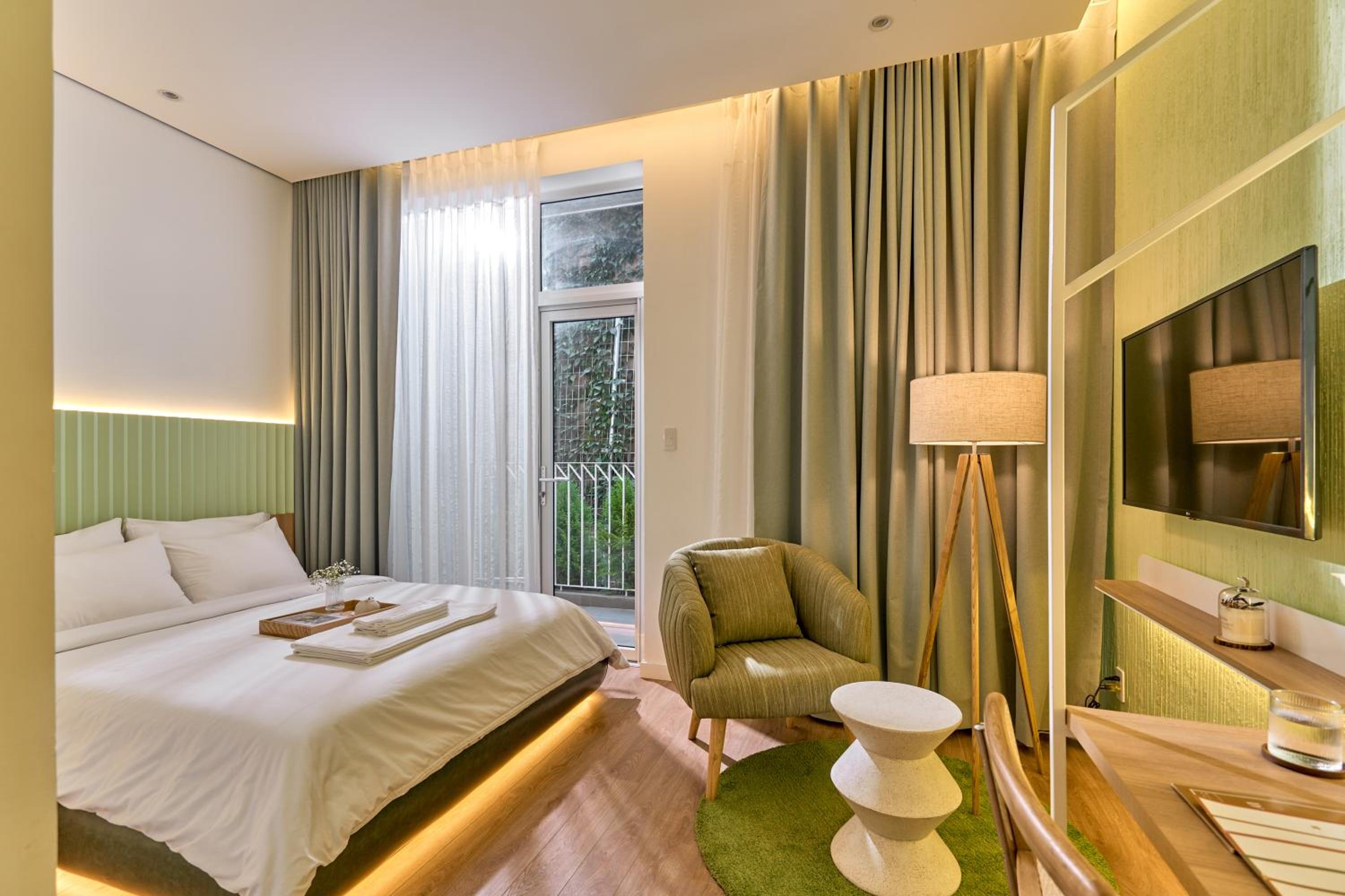 Adela Hotel Dalat