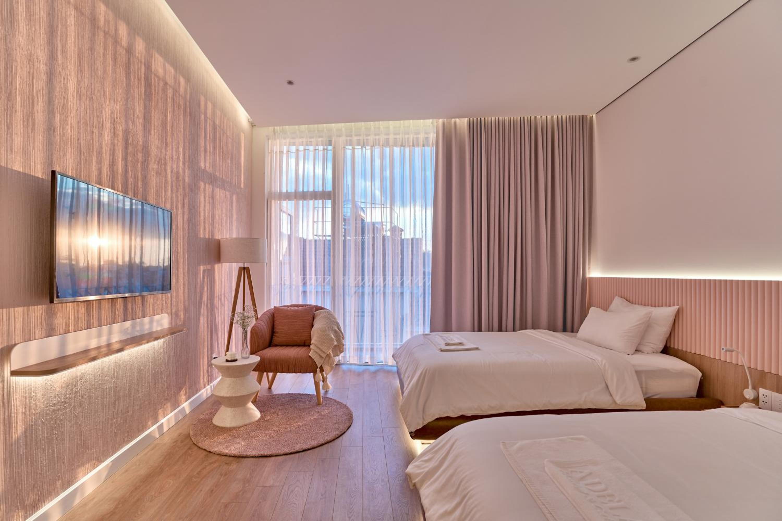 Adela Hotel Dalat