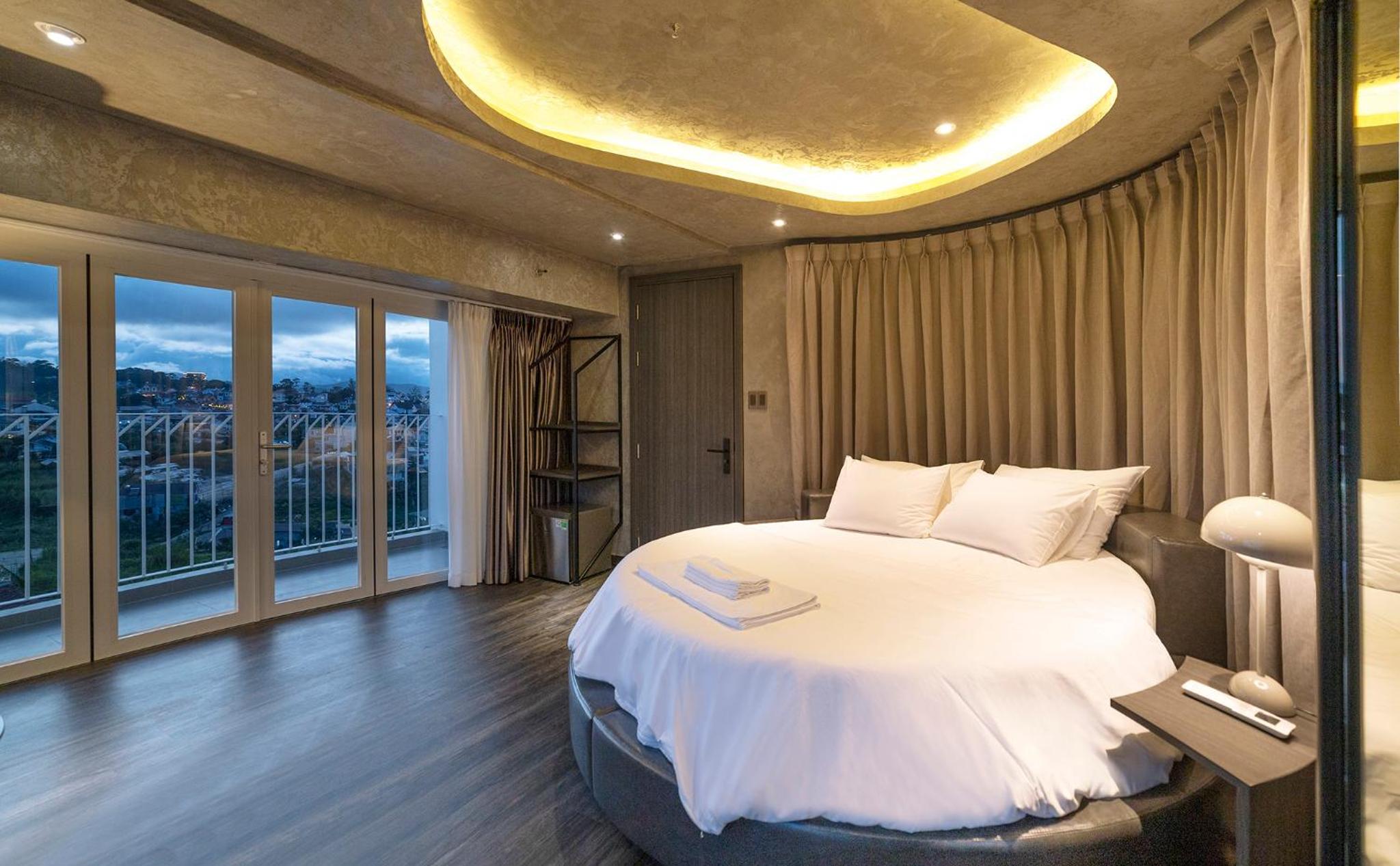 Adela Hotel Dalat