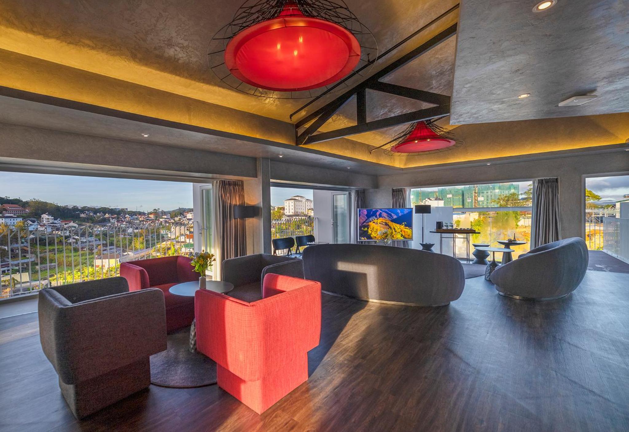 Adela Hotel Dalat