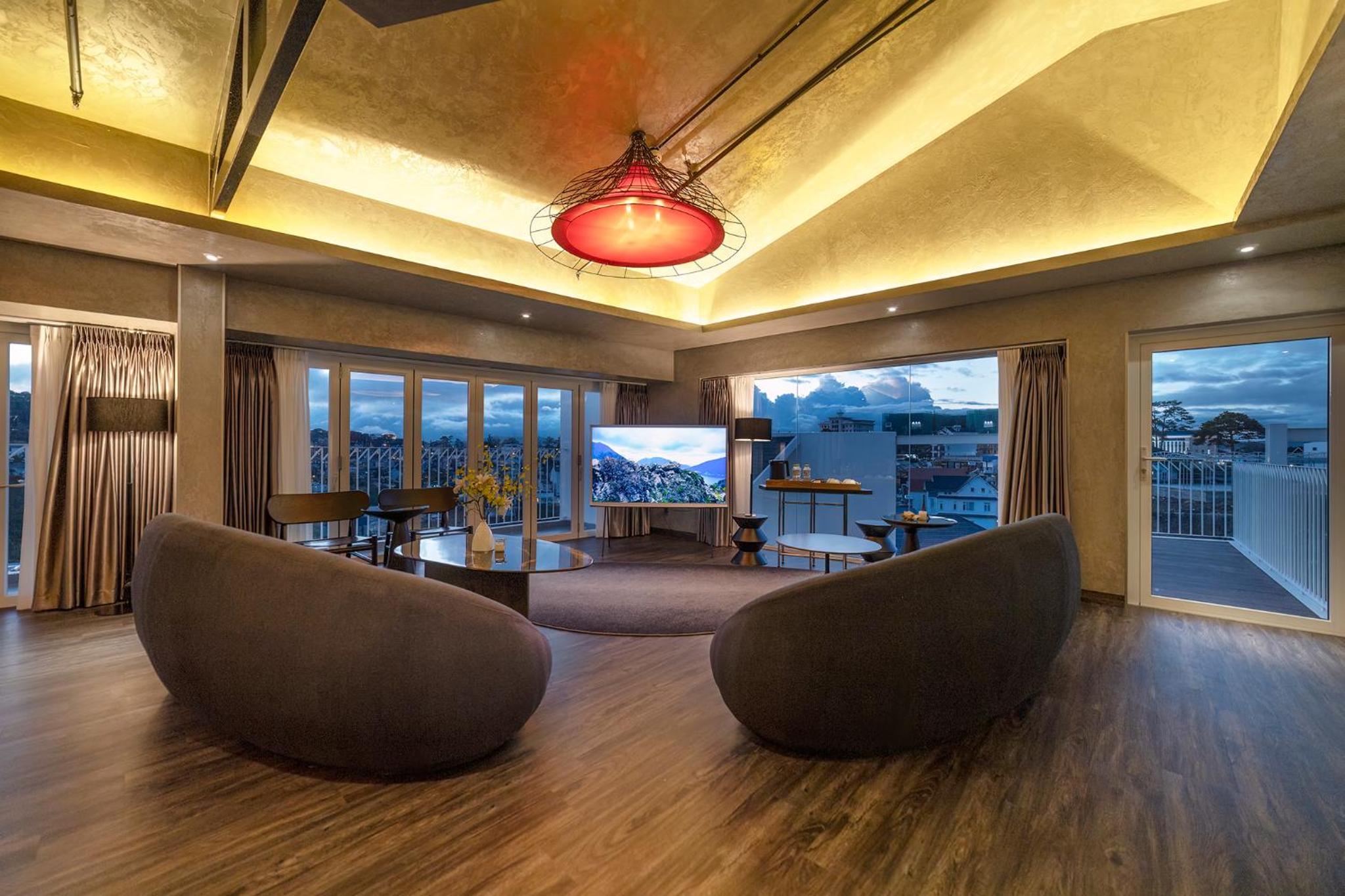 Adela Hotel Dalat