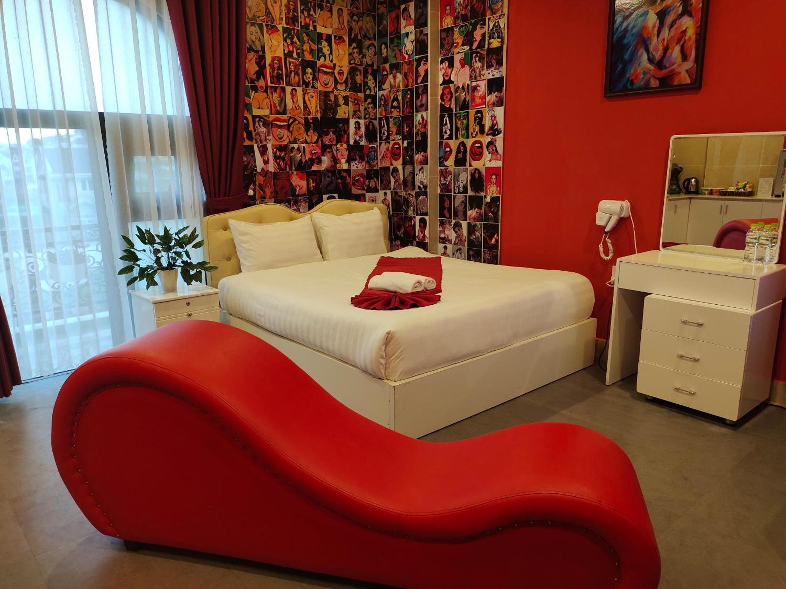 Ngàn Phố Studio & Love Hotel