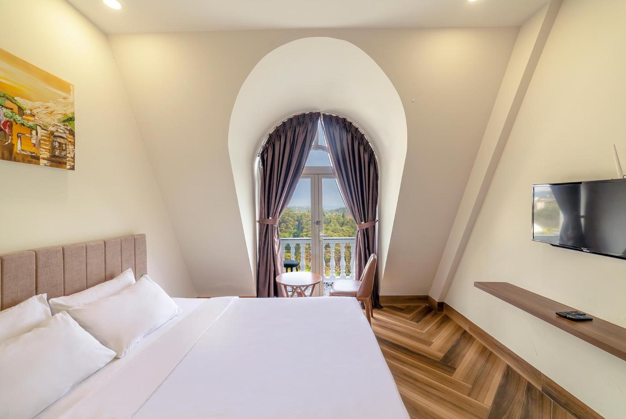 TALA Dalat Hotel
