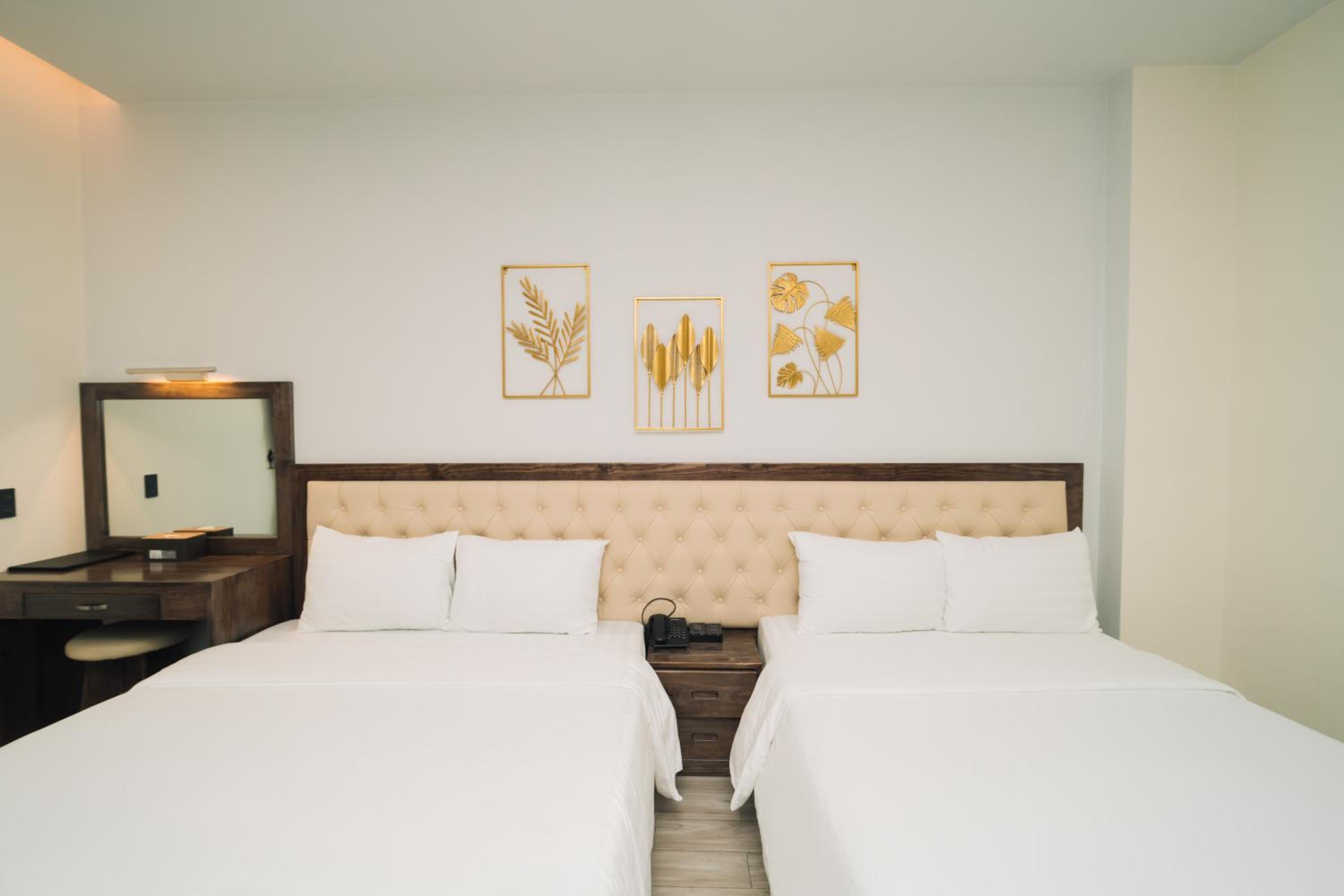 Greenview City Hotel