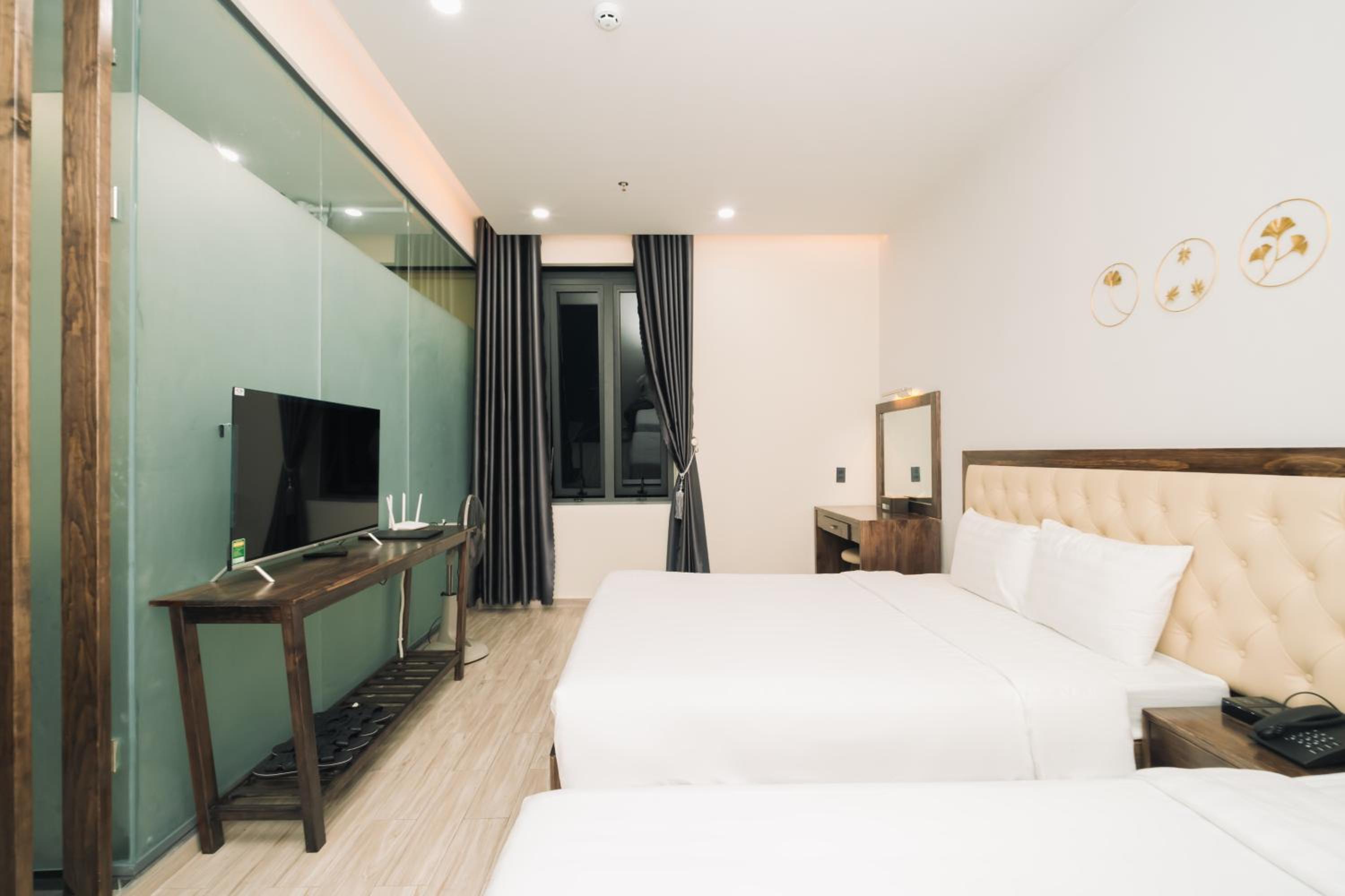 Greenview City Hotel