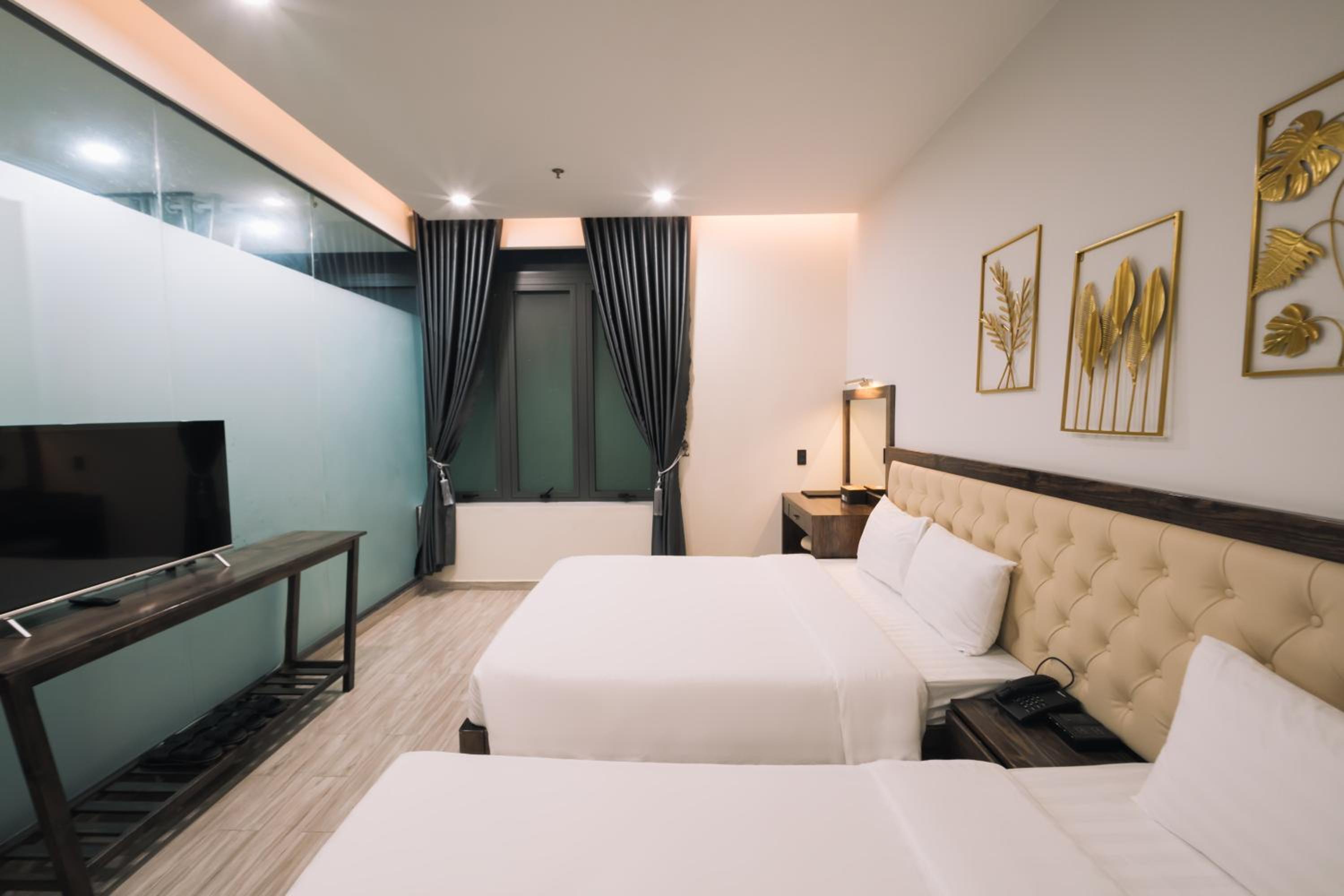 Greenview City Hotel