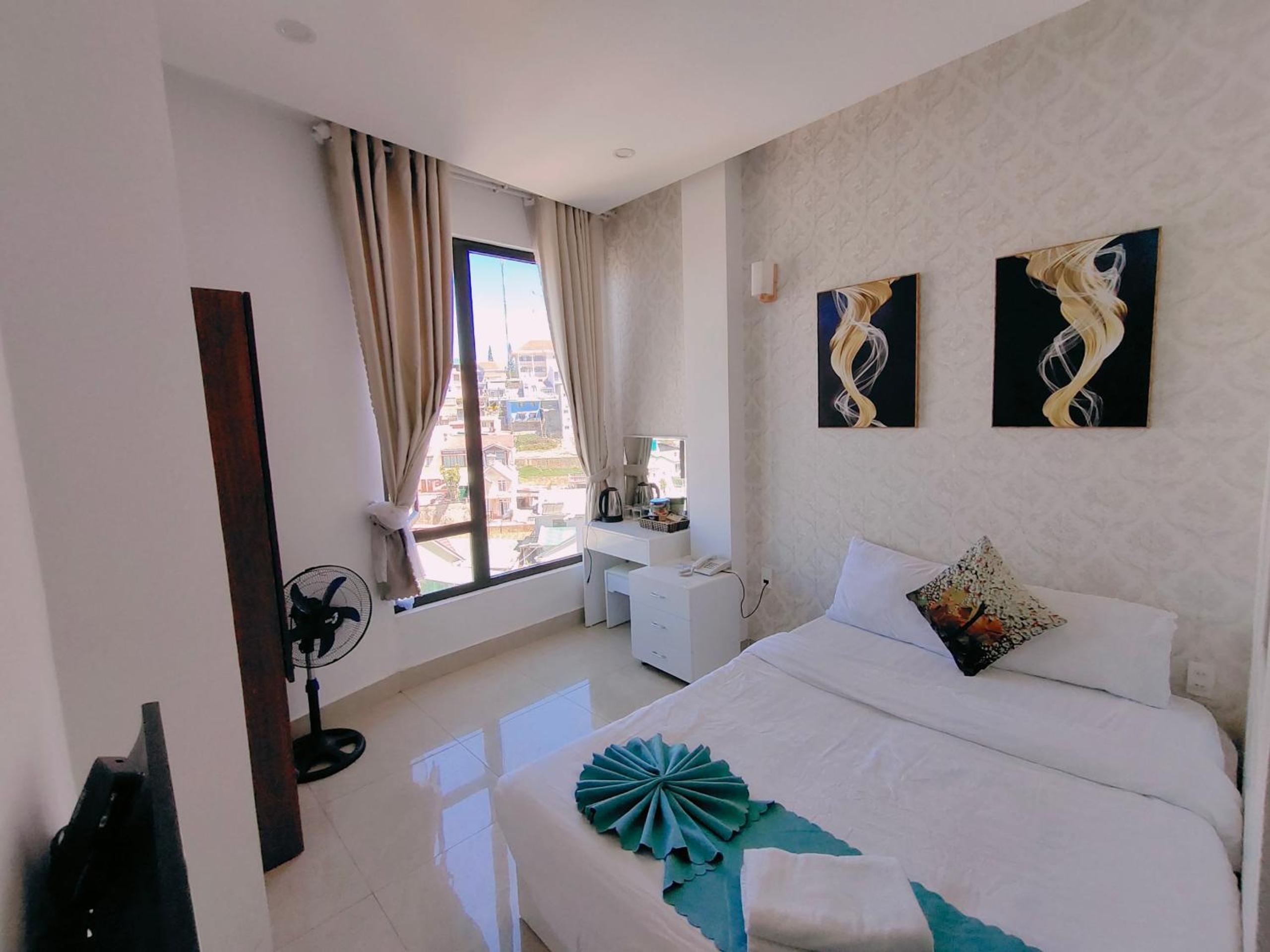 Ngàn Phố Studio & Love Hotel