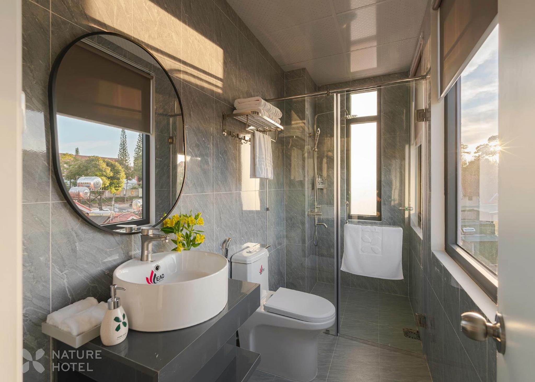 Nature Hotel - Le Hong Phong