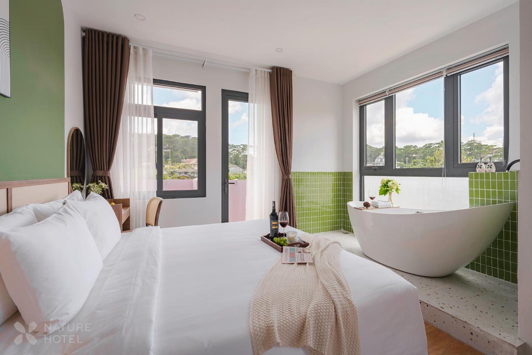 Nature Hotel - Le Hong Phong