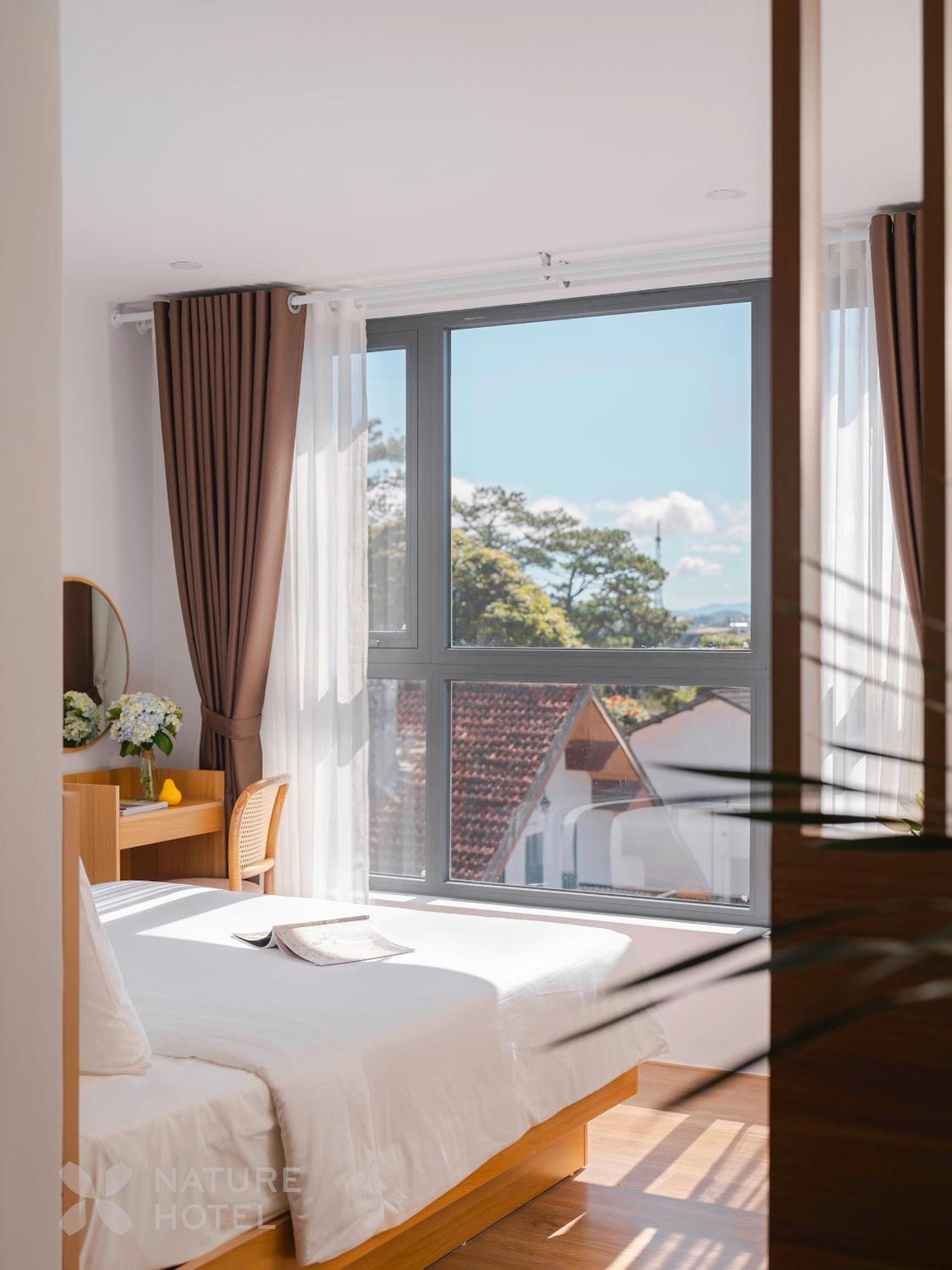 Nature Hotel - Le Hong Phong