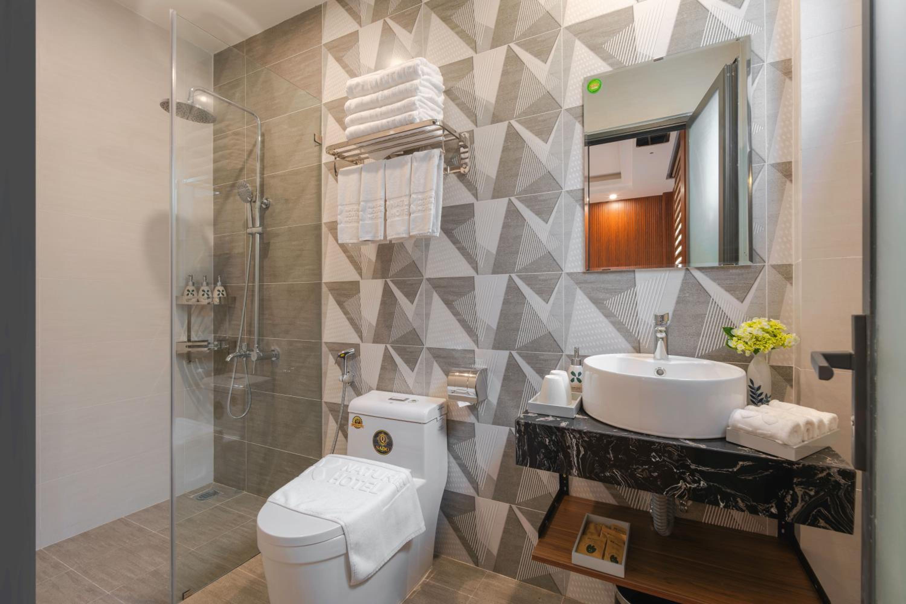 Nature Hotel - Nam Ky Khoi Nghia