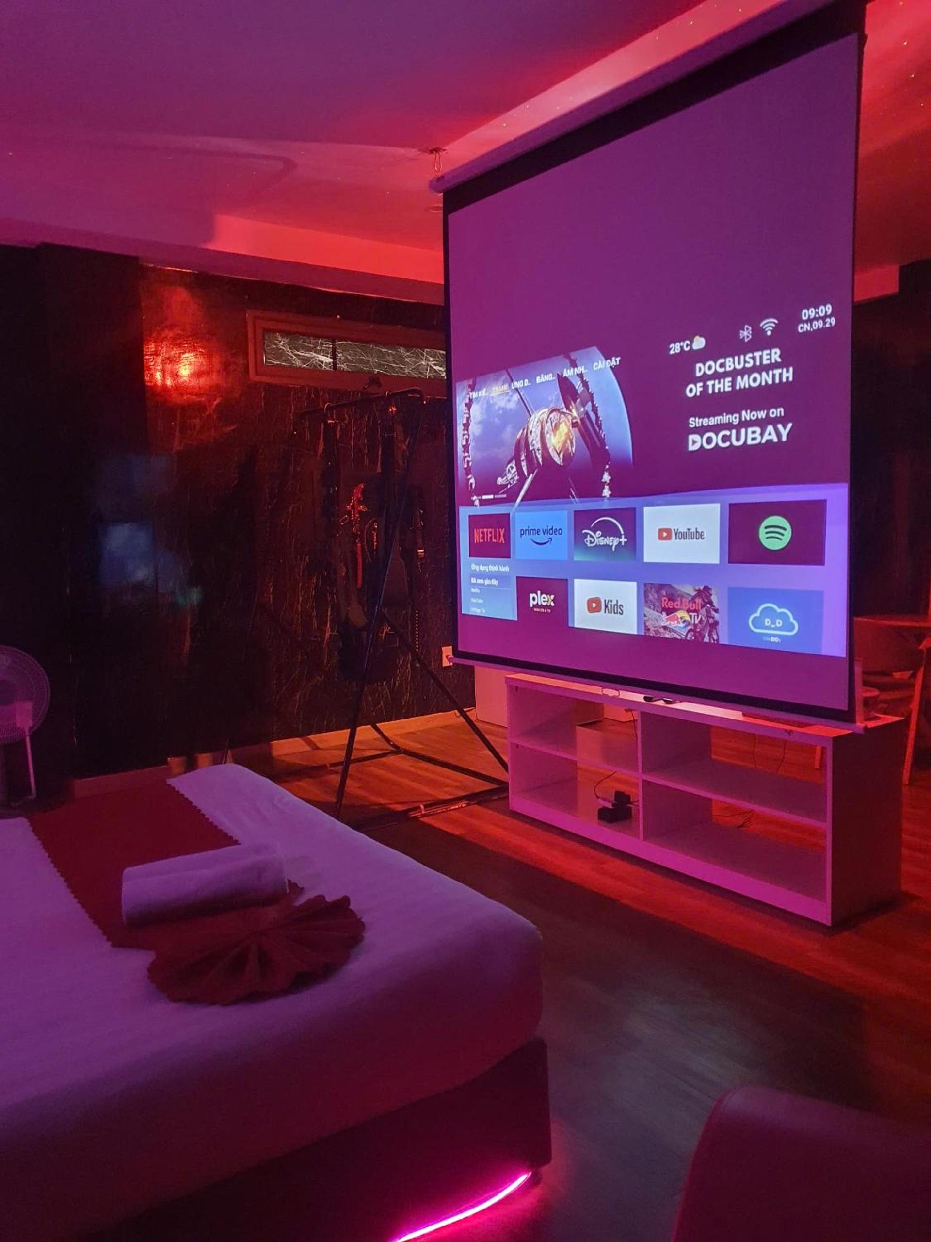 Ngàn Phố Studio & Love Hotel
