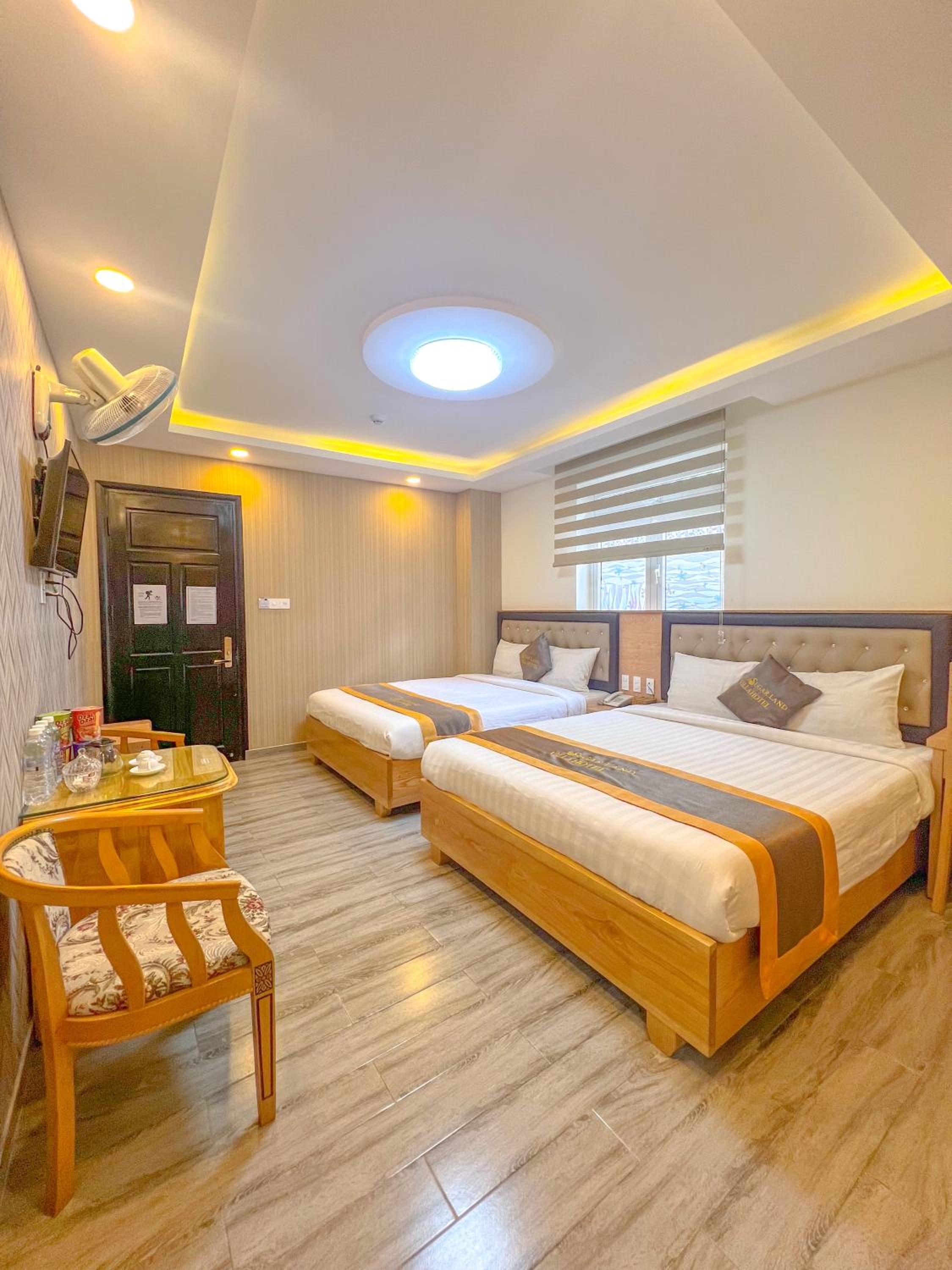 Sugar Land Villa Hotel