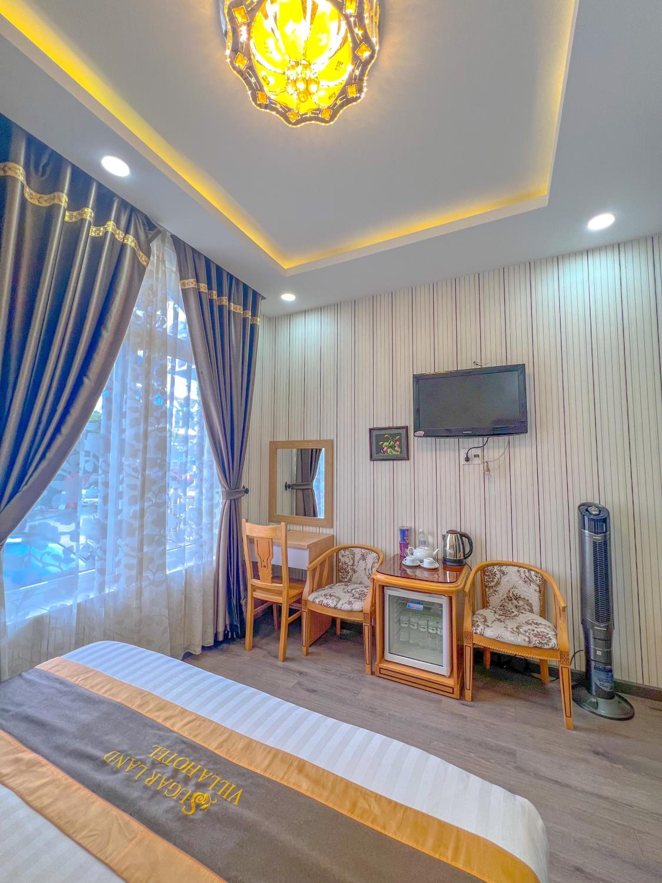 Sugar Land Villa Hotel