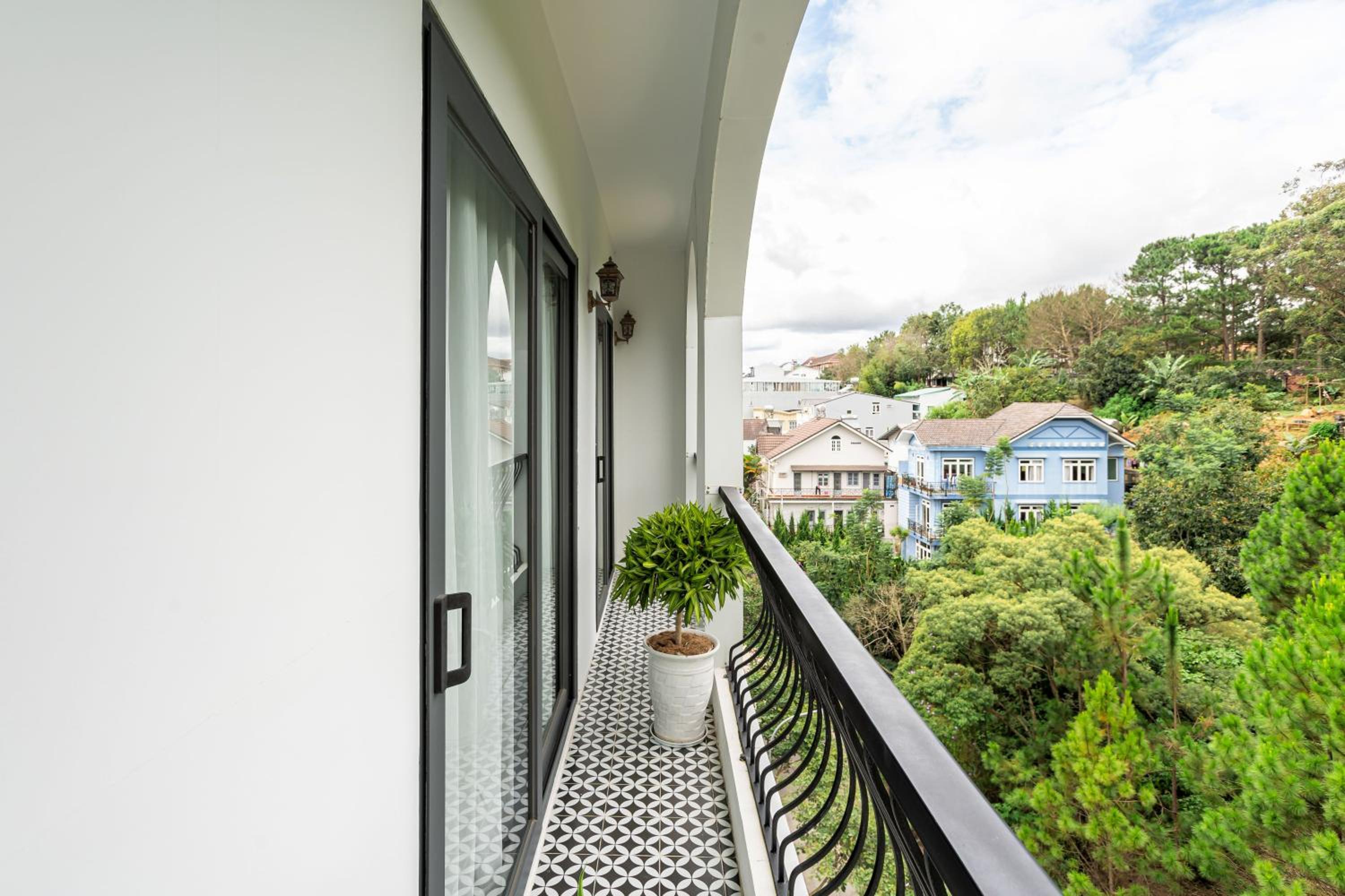 Nature Boutique Hotel - Nguyen Thi Nghia