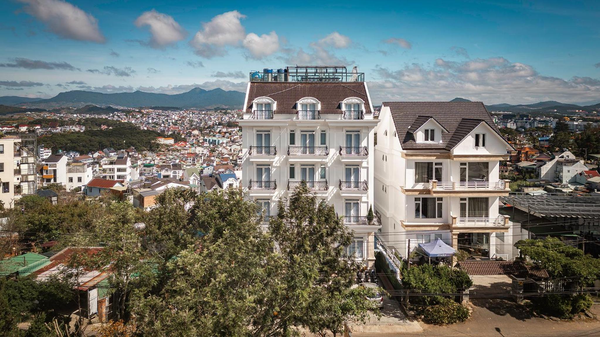 Dalat Roof Hotel