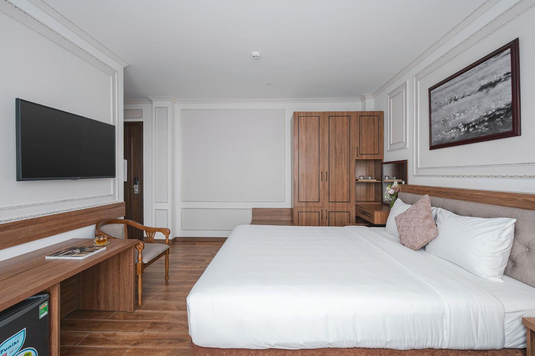 Dalat Roof Hotel