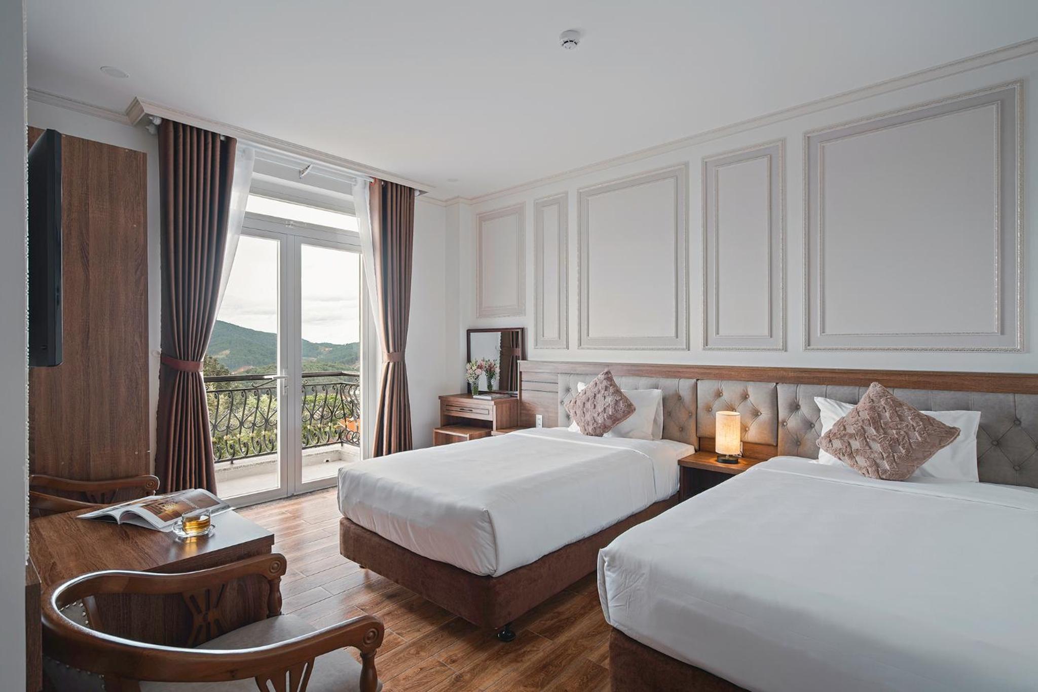 Dalat Roof Hotel