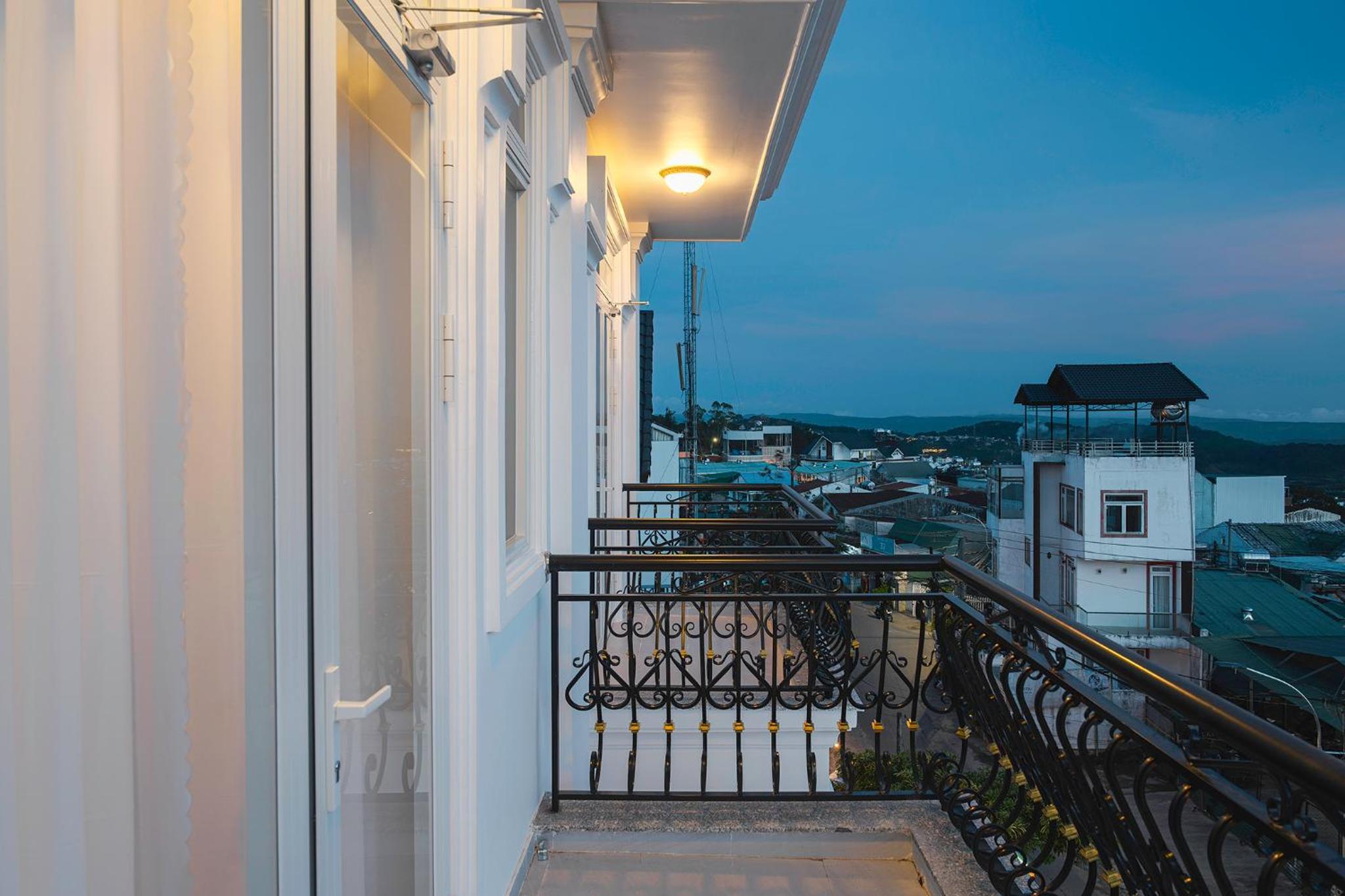 Dalat Roof Hotel