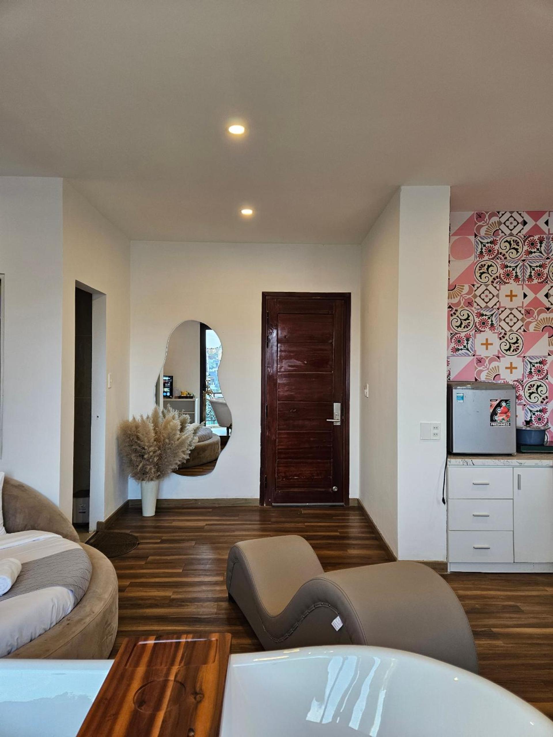 Ngàn Phố Studio & Love Hotel