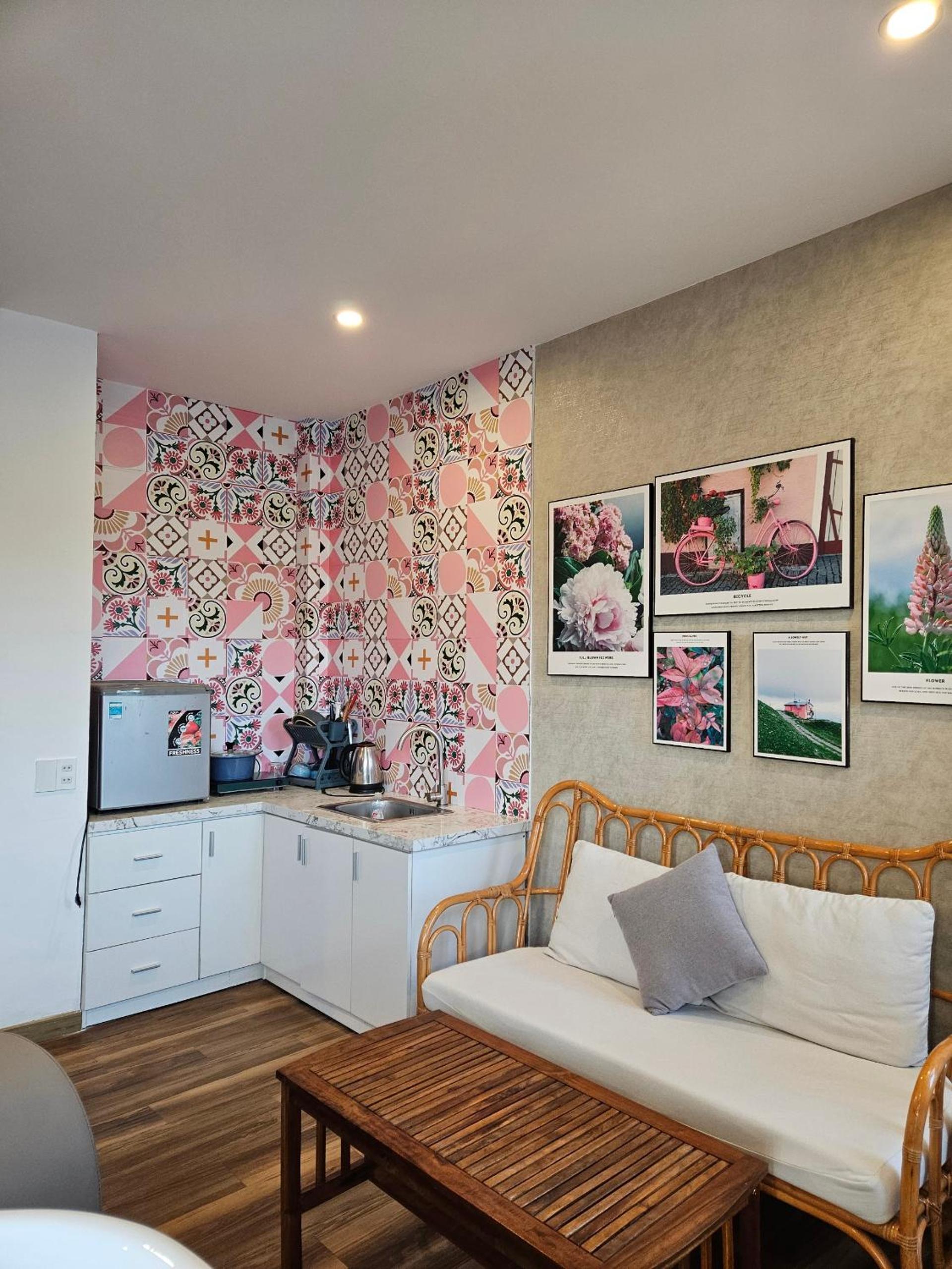 Ngàn Phố Studio & Love Hotel