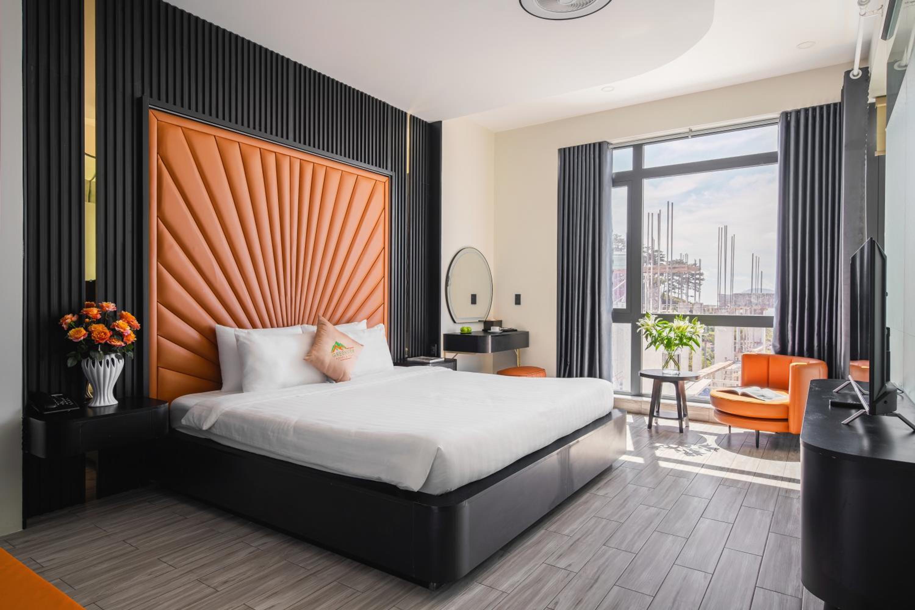 Greenview City Hotel